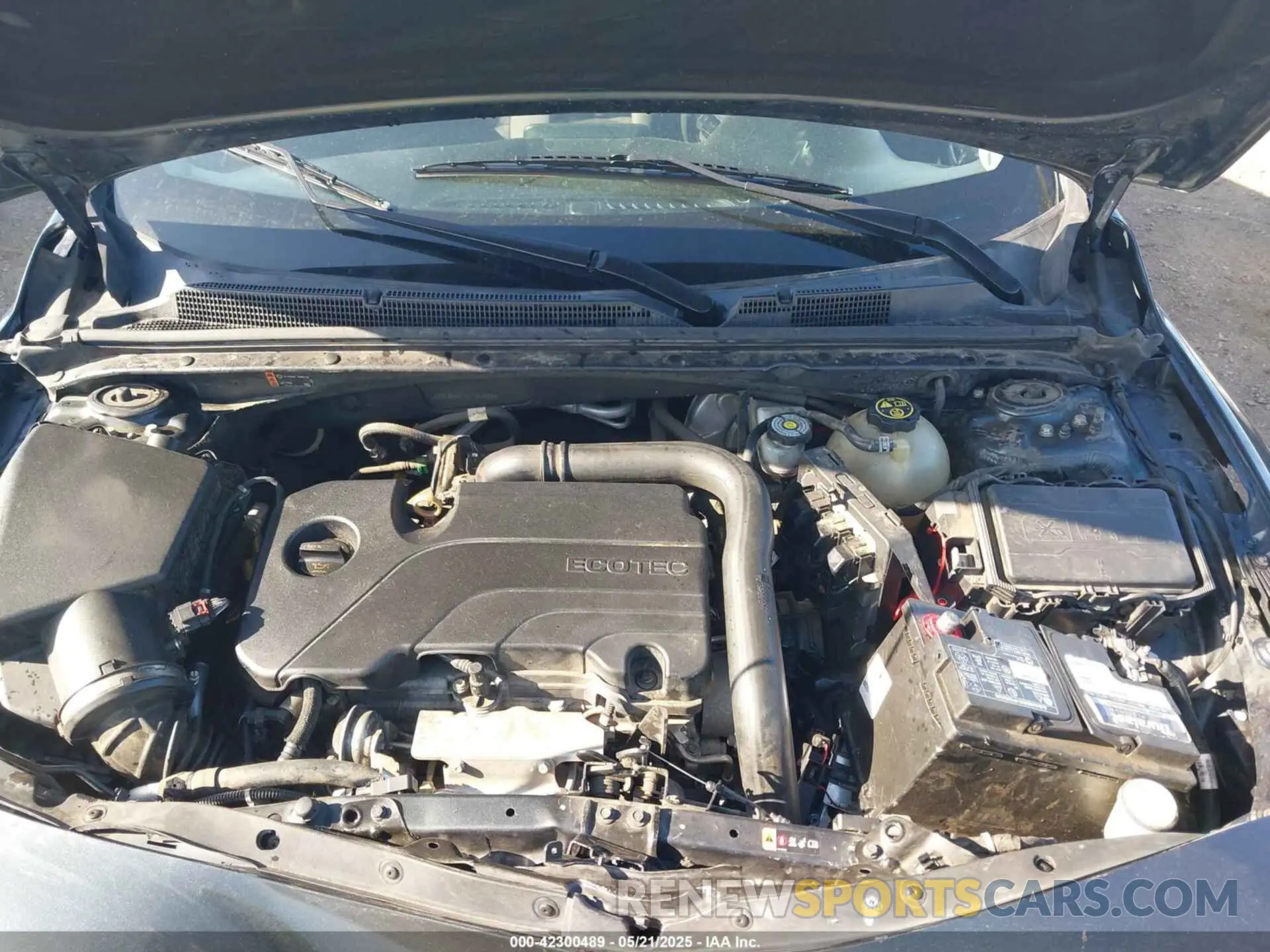 10 Photograph of a damaged car 1G1ZD5STXLF047420 CHEVROLET MALIBU 2020