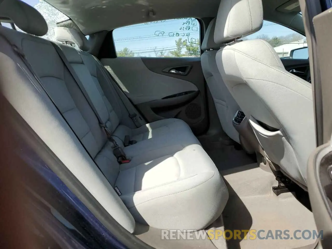 10 Photograph of a damaged car 1G1ZD5STXLF062354 CHEVROLET MALIBU 2020