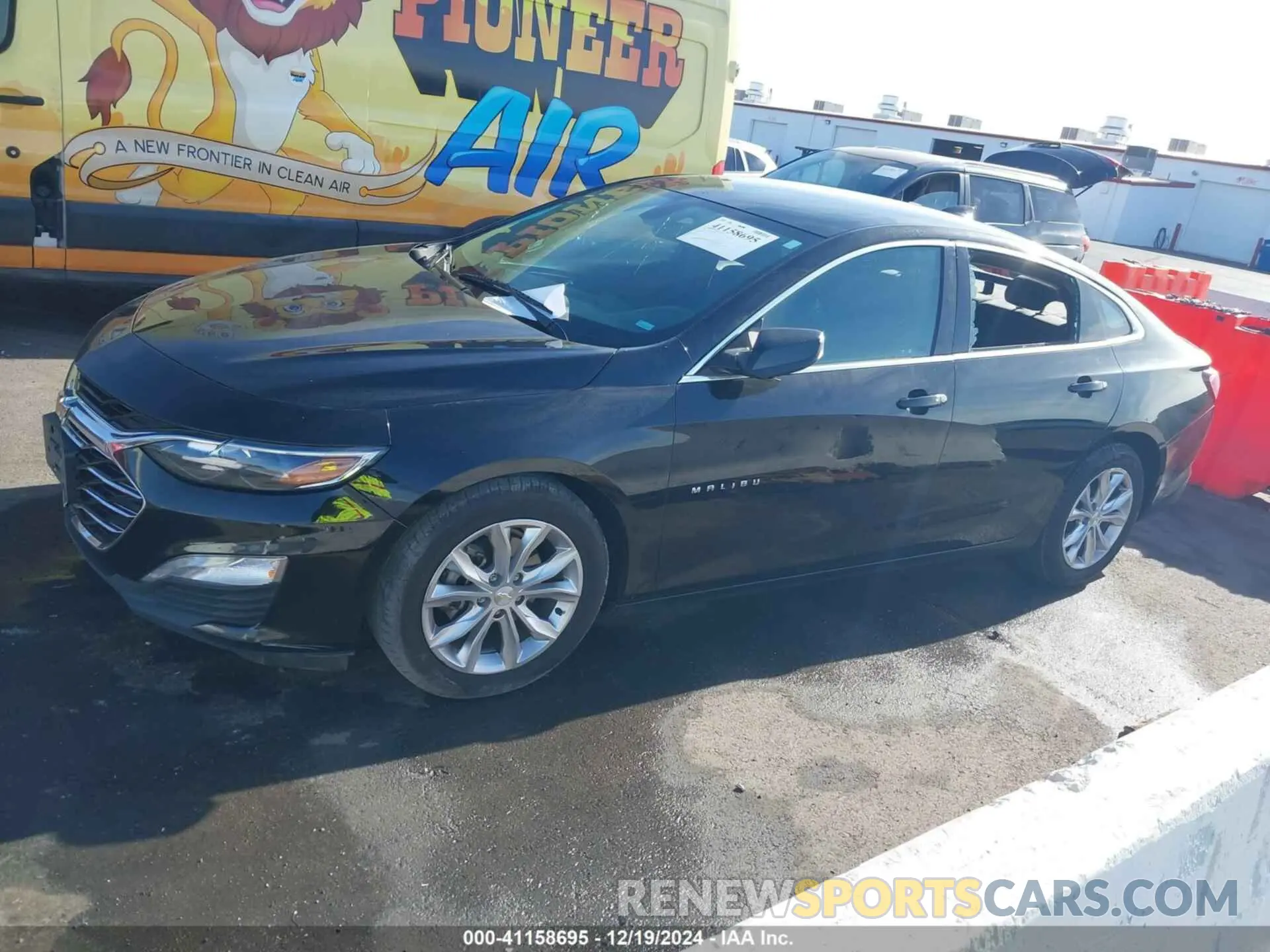 13 Photograph of a damaged car 1G1ZD5STXLF066386 CHEVROLET MALIBU 2020
