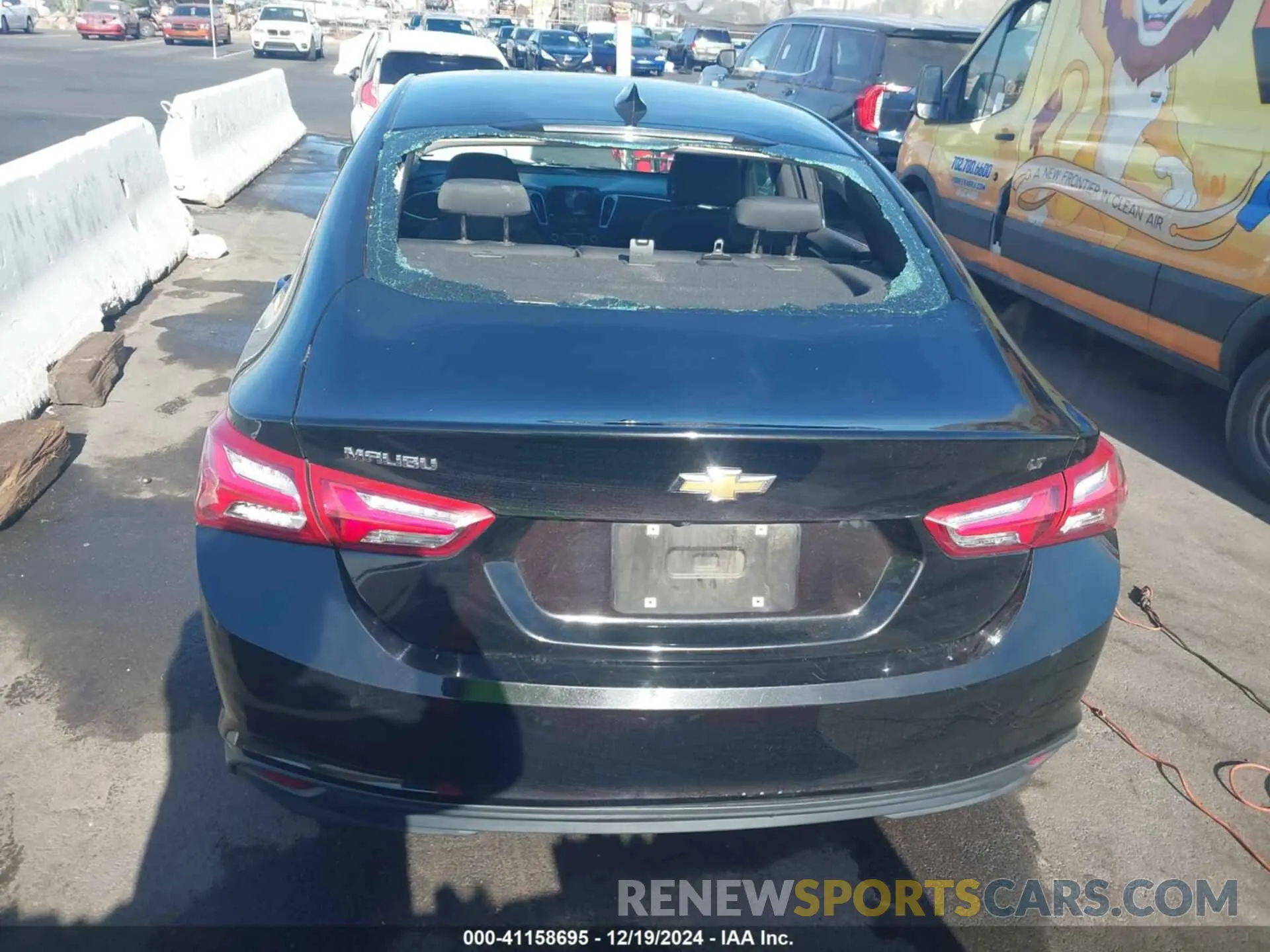 6 Photograph of a damaged car 1G1ZD5STXLF066386 CHEVROLET MALIBU 2020