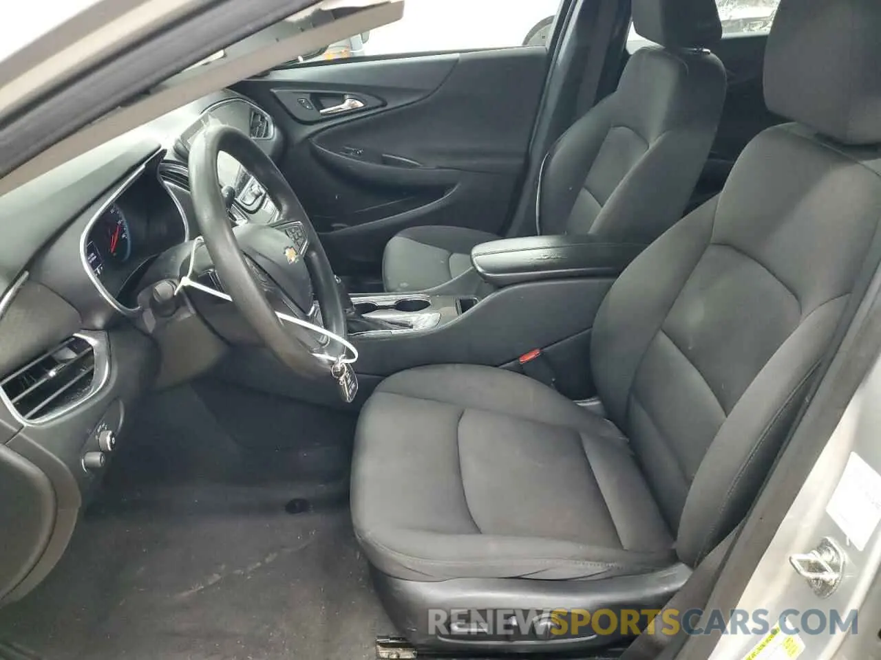 7 Photograph of a damaged car 1G1ZD5STXLF066890 CHEVROLET MALIBU 2020