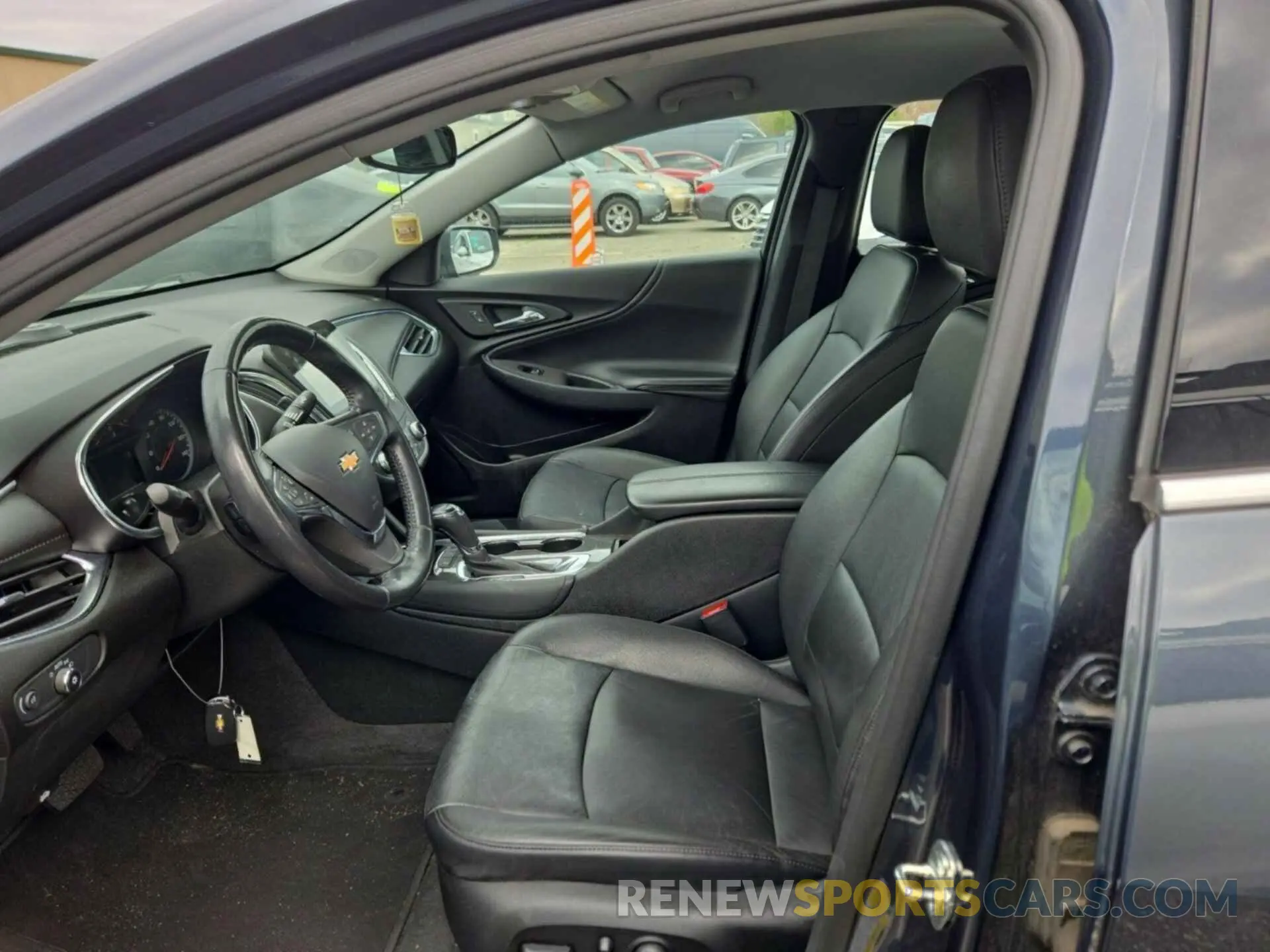 1 Photograph of a damaged car 1G1ZD5STXLF068624 CHEVROLET MALIBU 2020