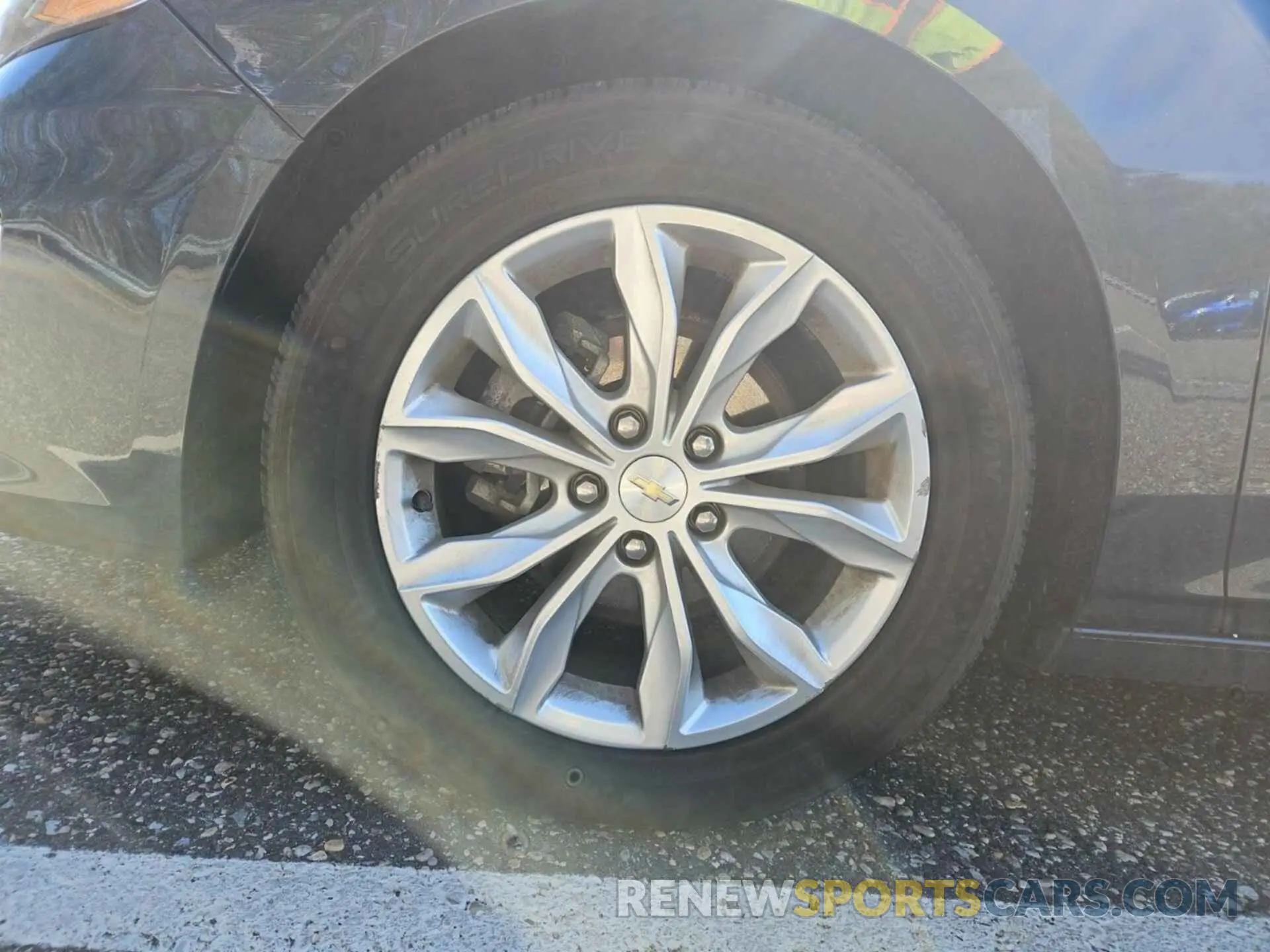 9 Photograph of a damaged car 1G1ZD5STXLF068624 CHEVROLET MALIBU 2020