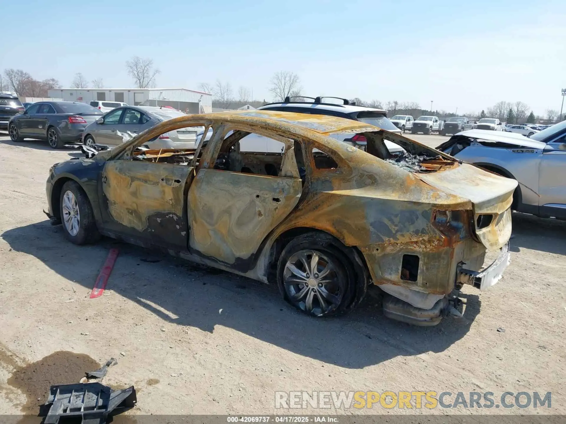 3 Photograph of a damaged car 1G1ZD5STXLF069482 CHEVROLET MALIBU 2020