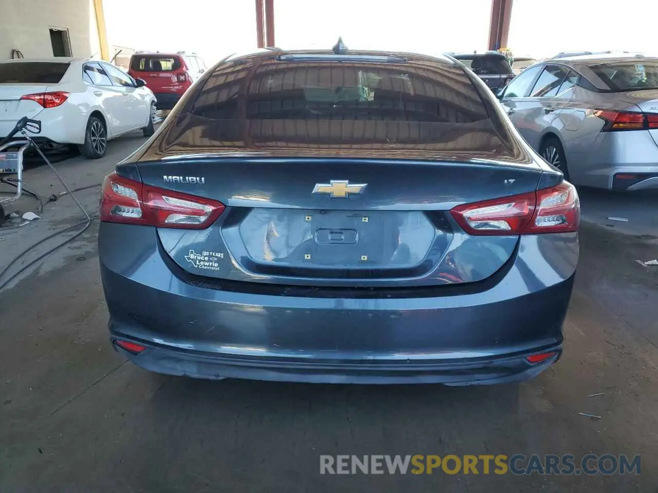 6 Photograph of a damaged car 1G1ZD5STXLF073810 CHEVROLET MALIBU 2020