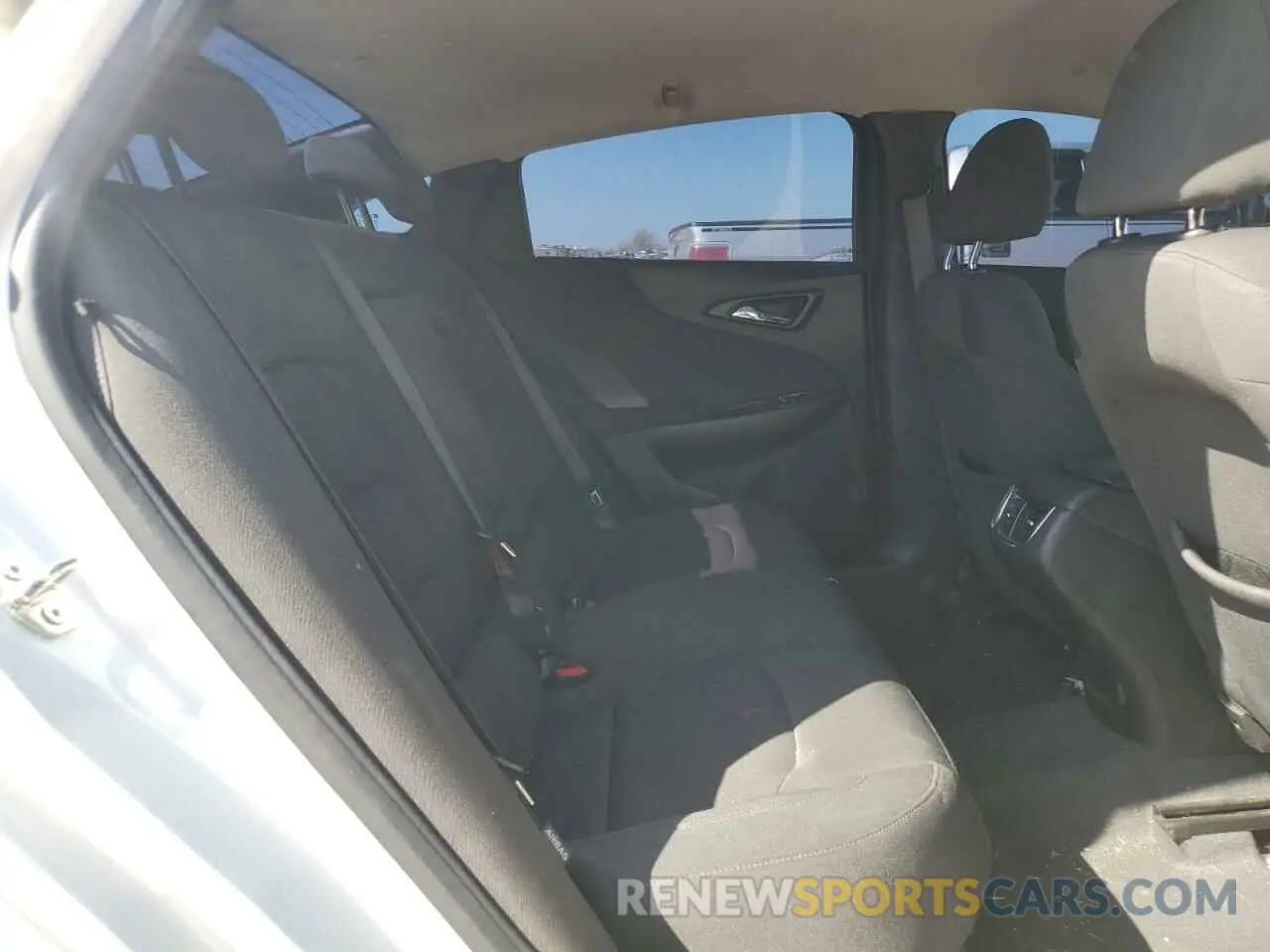 10 Photograph of a damaged car 1G1ZD5STXLF078036 CHEVROLET MALIBU 2020