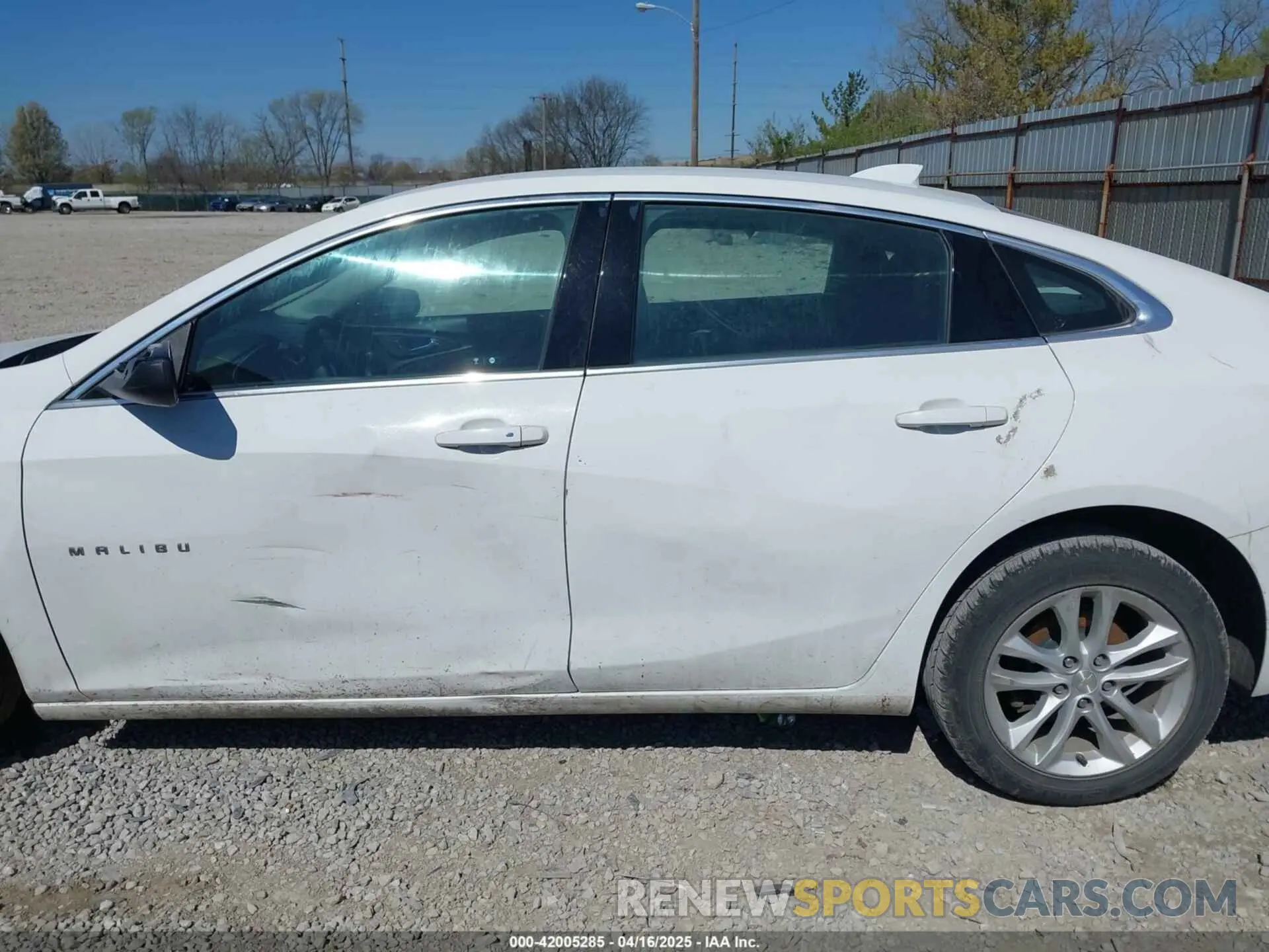 13 Photograph of a damaged car 1G1ZD5STXLF085231 CHEVROLET MALIBU 2020