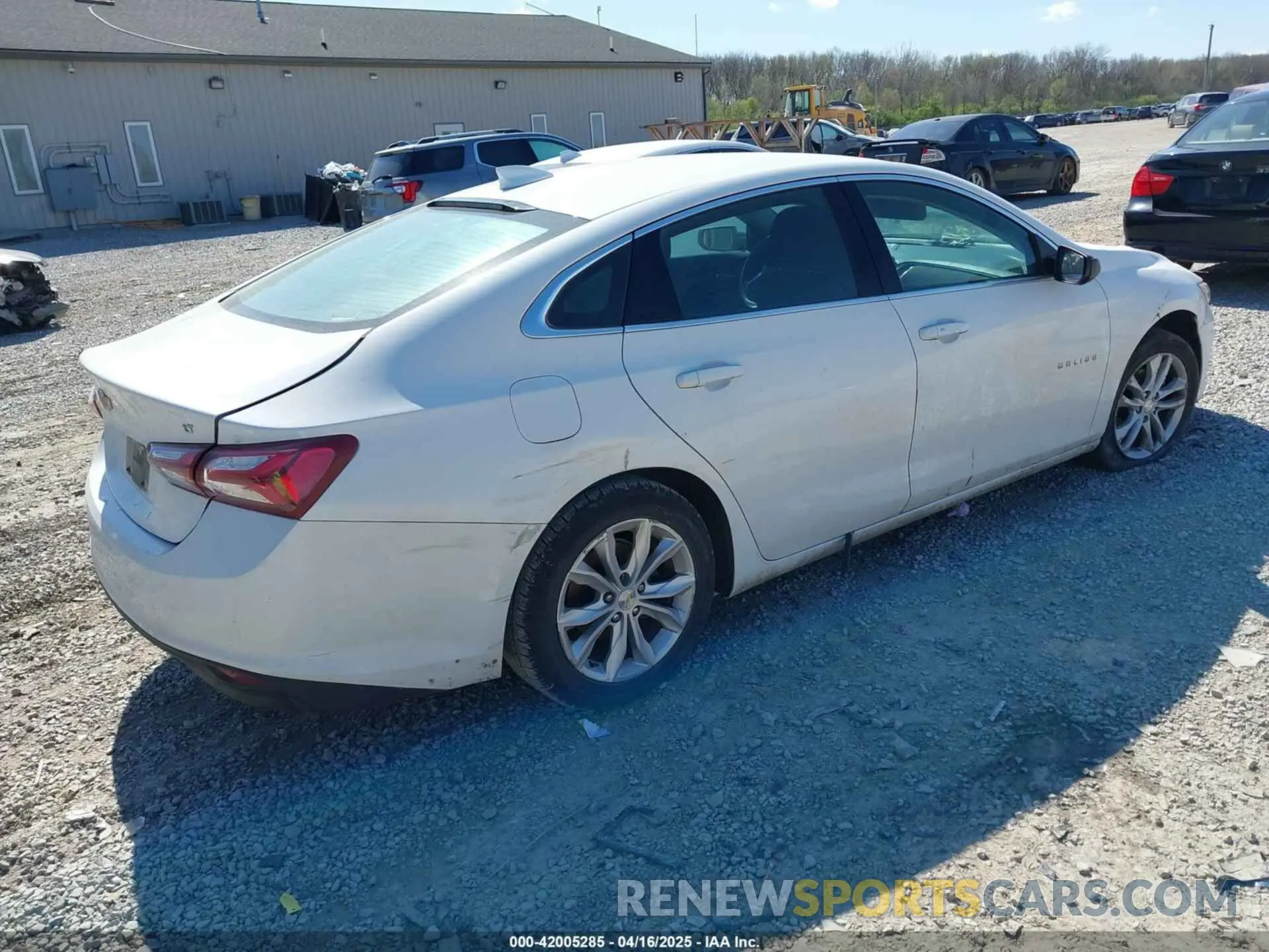 4 Photograph of a damaged car 1G1ZD5STXLF085231 CHEVROLET MALIBU 2020