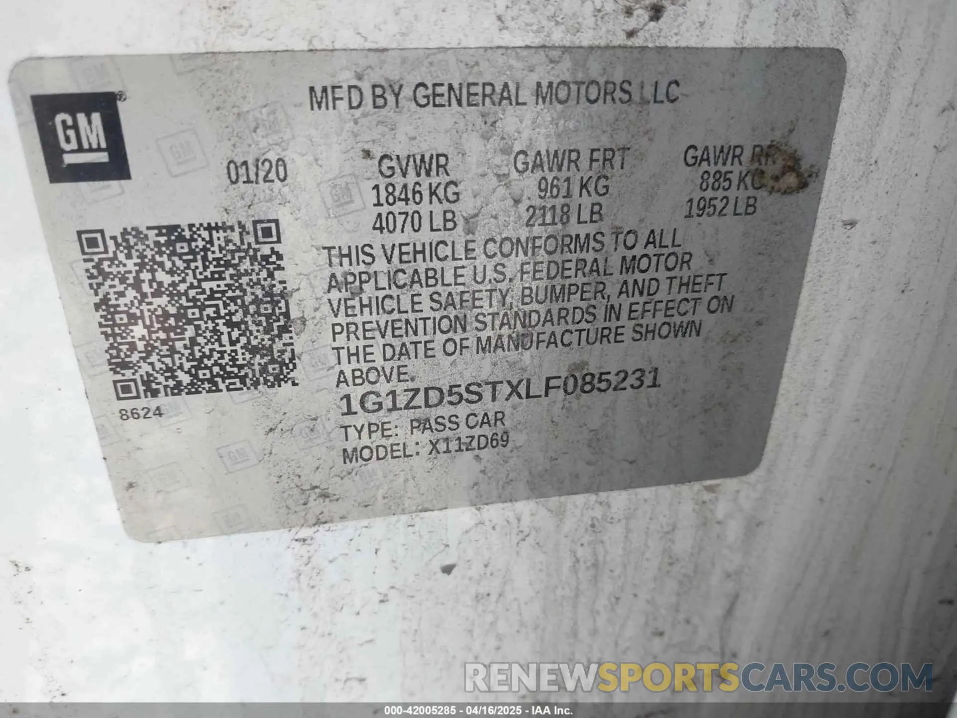 9 Photograph of a damaged car 1G1ZD5STXLF085231 CHEVROLET MALIBU 2020