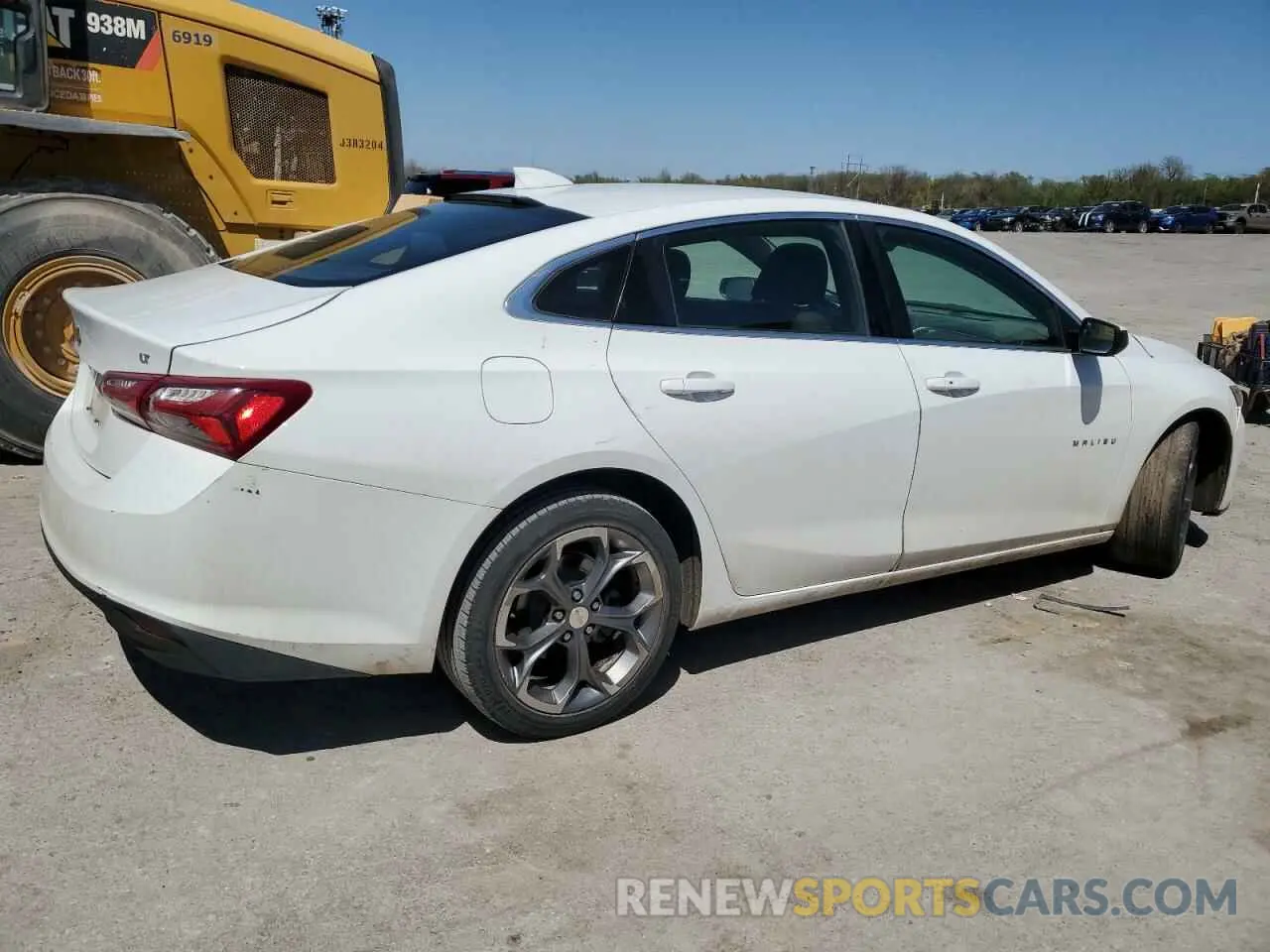 3 Photograph of a damaged car 1G1ZD5STXLF096472 CHEVROLET MALIBU 2020
