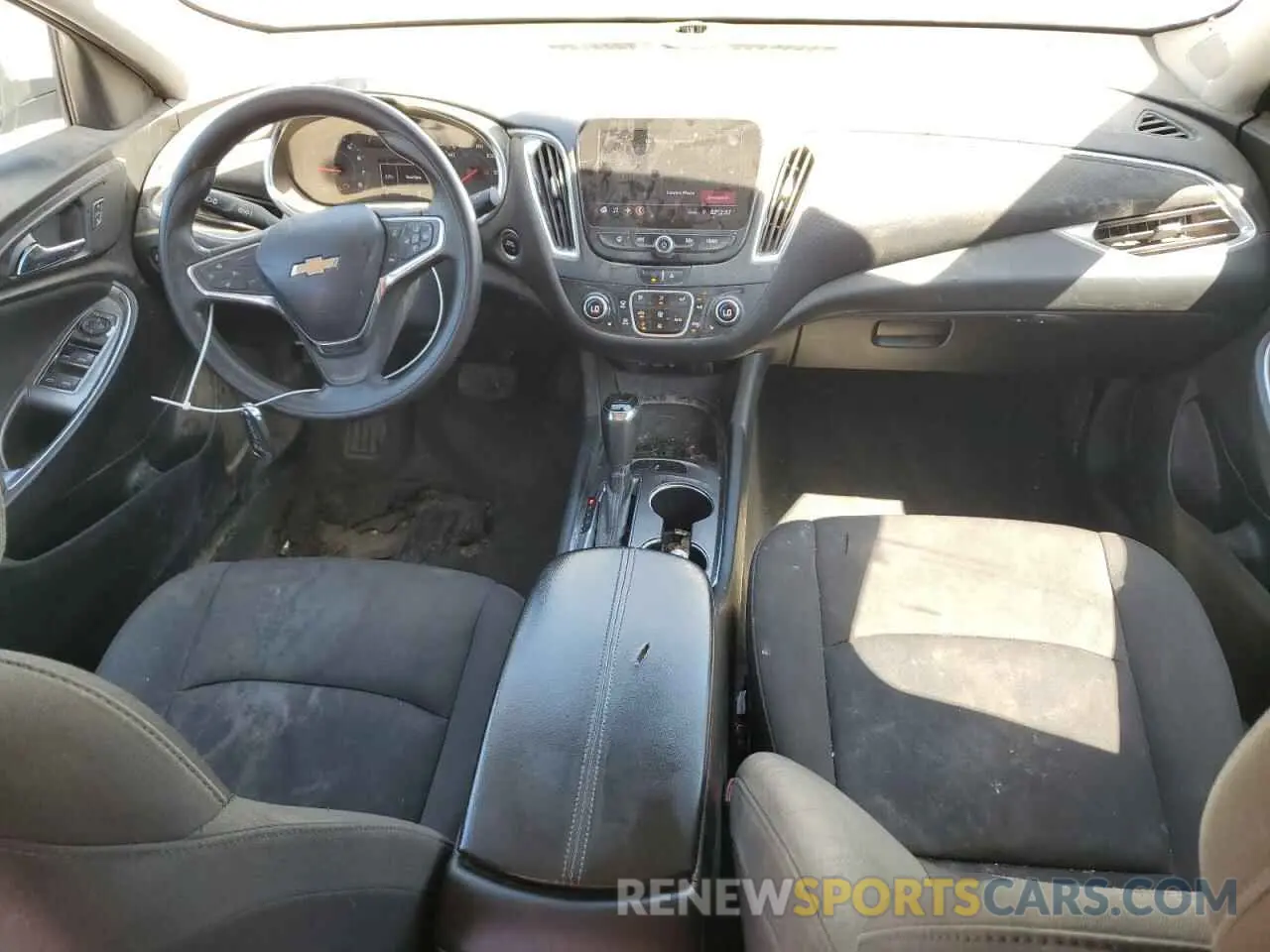 8 Photograph of a damaged car 1G1ZD5STXLF096472 CHEVROLET MALIBU 2020