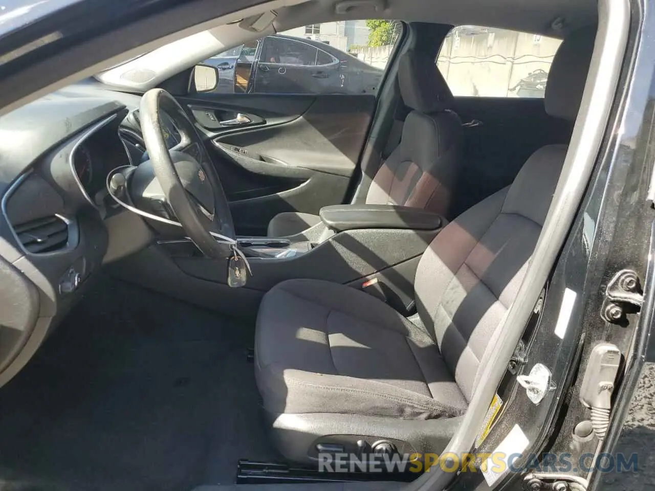 7 Photograph of a damaged car 1G1ZD5STXLF102559 CHEVROLET MALIBU 2020