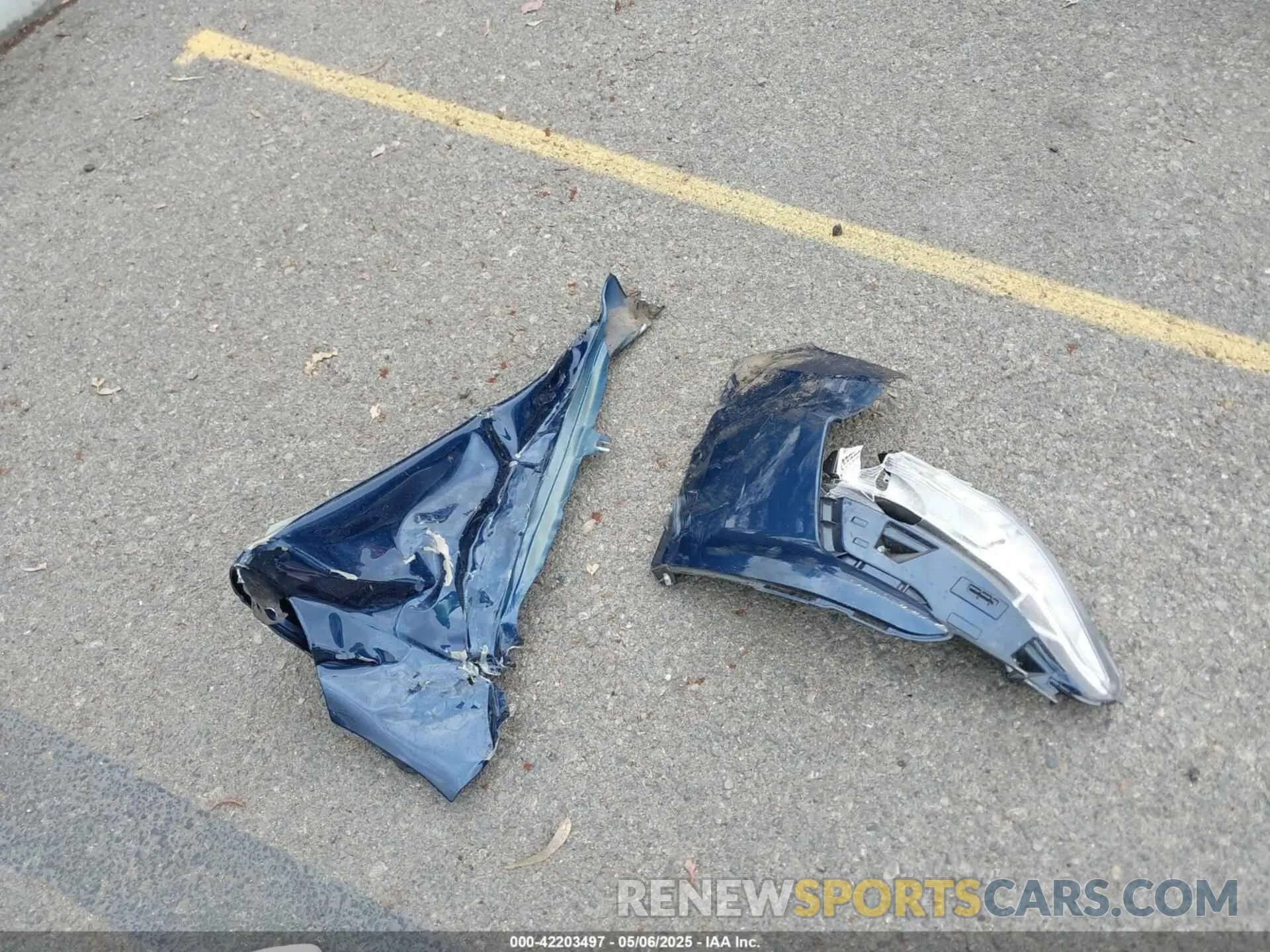 12 Photograph of a damaged car 1G1ZD5STXLF116784 CHEVROLET MALIBU 2020