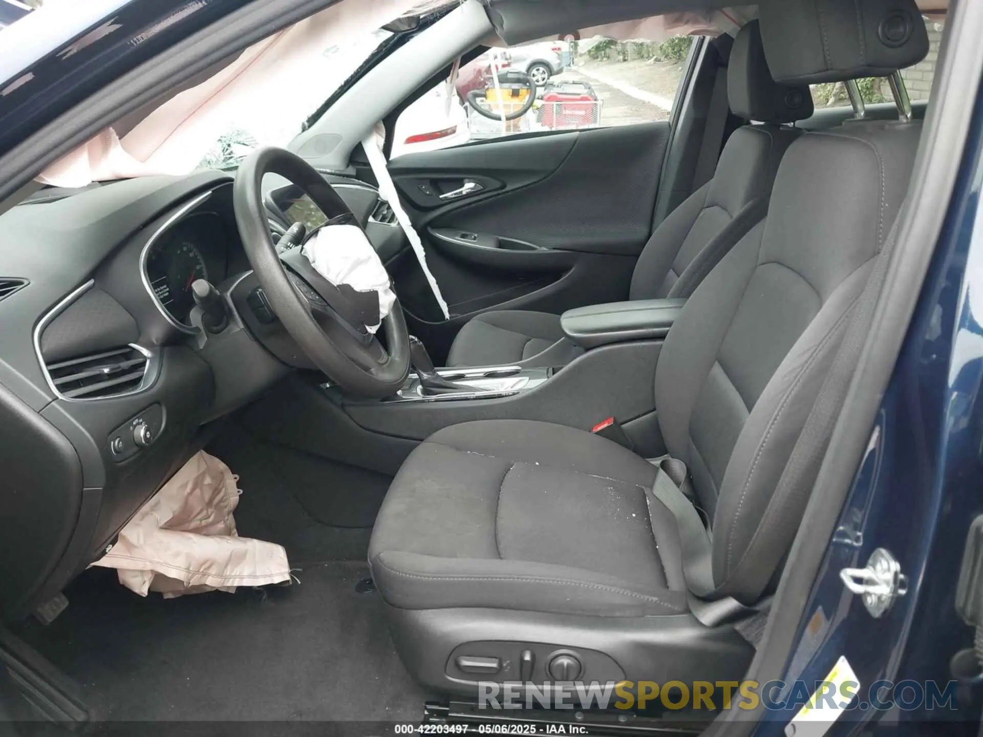 5 Photograph of a damaged car 1G1ZD5STXLF116784 CHEVROLET MALIBU 2020