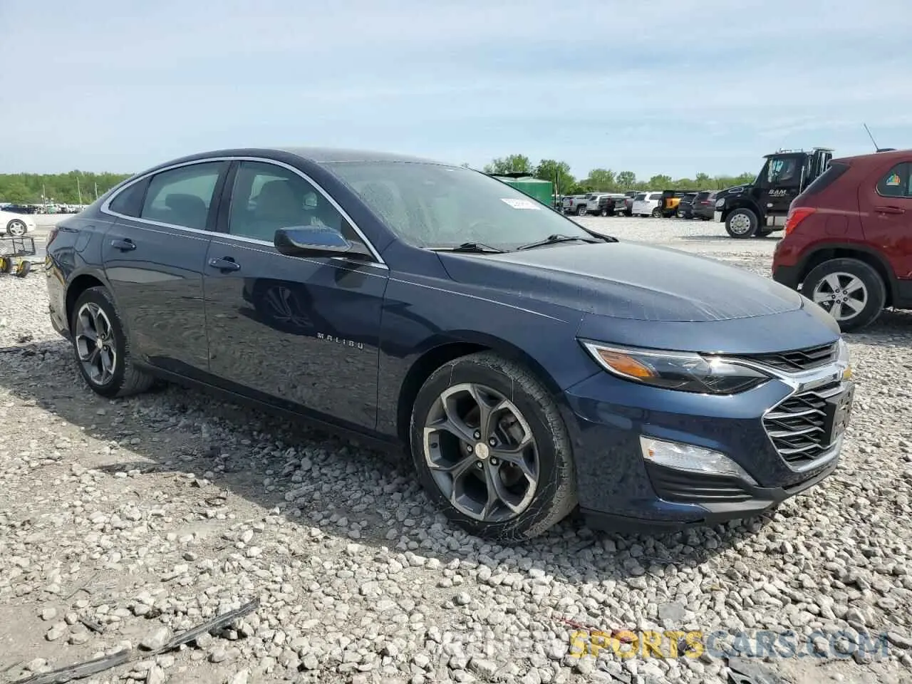 4 Photograph of a damaged car 1G1ZD5STXLF122746 CHEVROLET MALIBU 2020