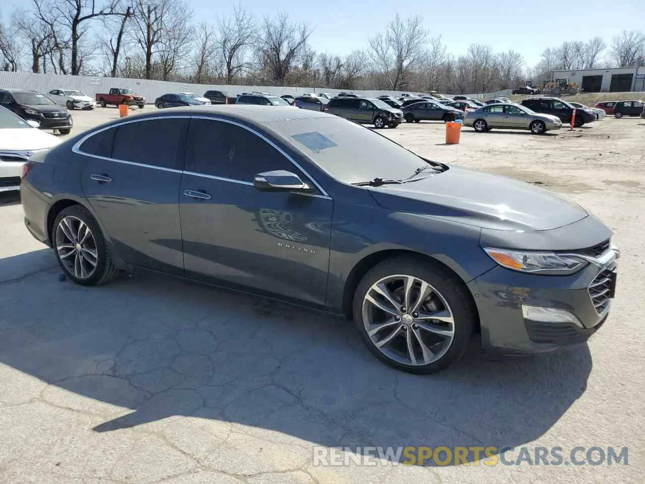 4 Photograph of a damaged car 1G1ZE5SX3LF011648 CHEVROLET MALIBU 2020