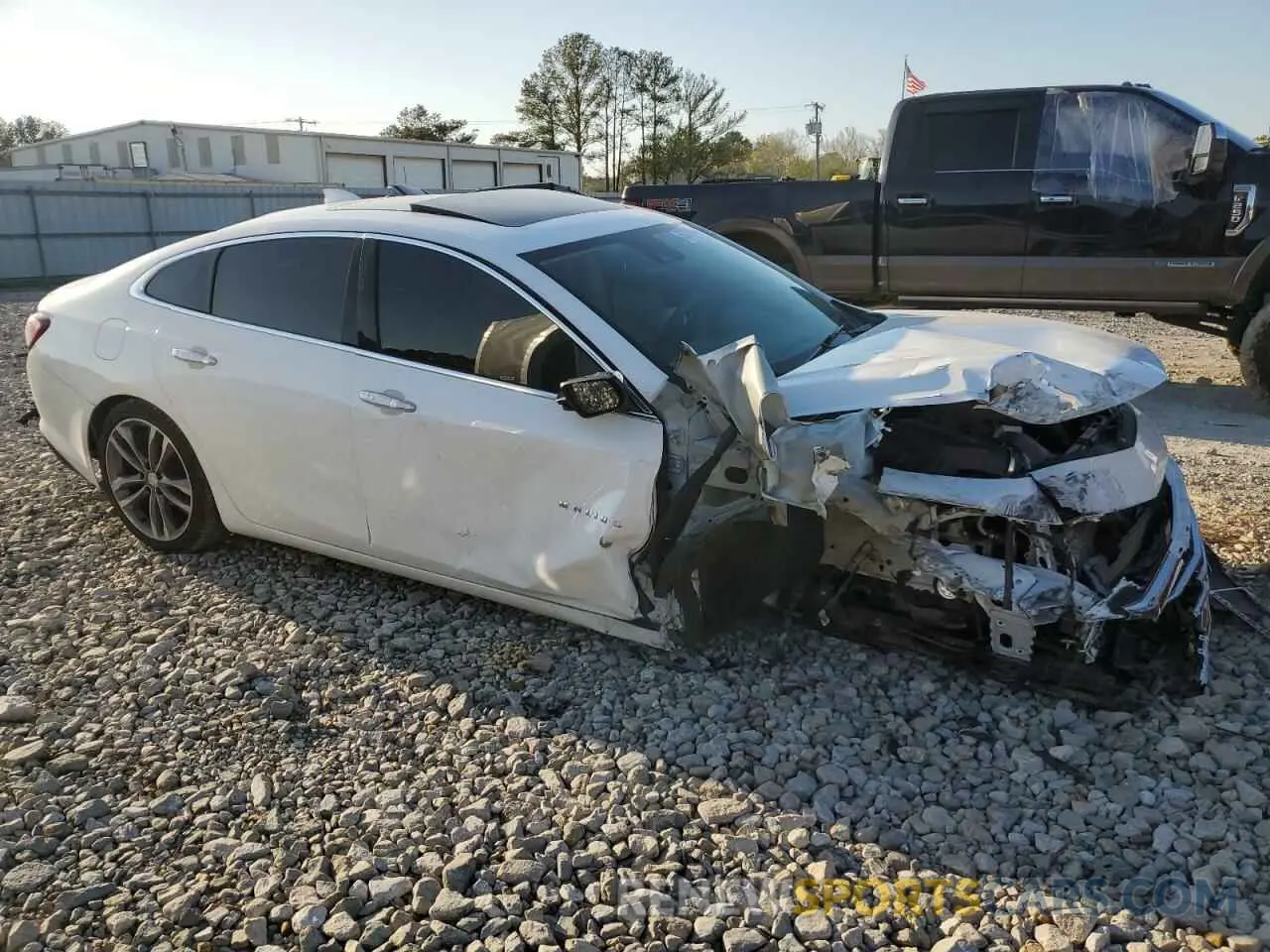 4 Photograph of a damaged car 1G1ZE5SX3LF114066 CHEVROLET MALIBU 2020