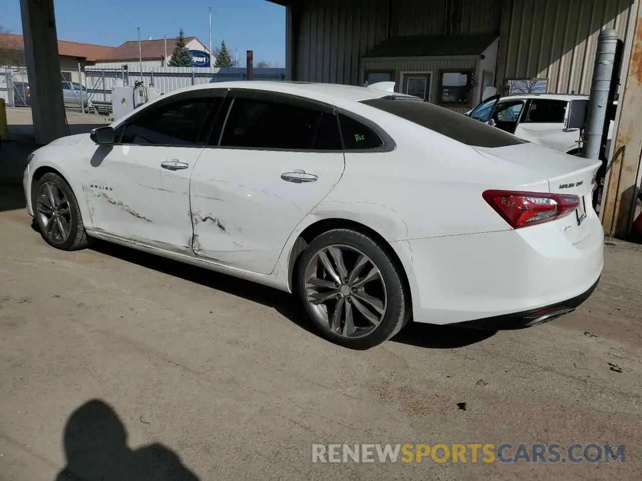 2 Photograph of a damaged car 1G1ZE5SX4LF013702 CHEVROLET MALIBU 2020