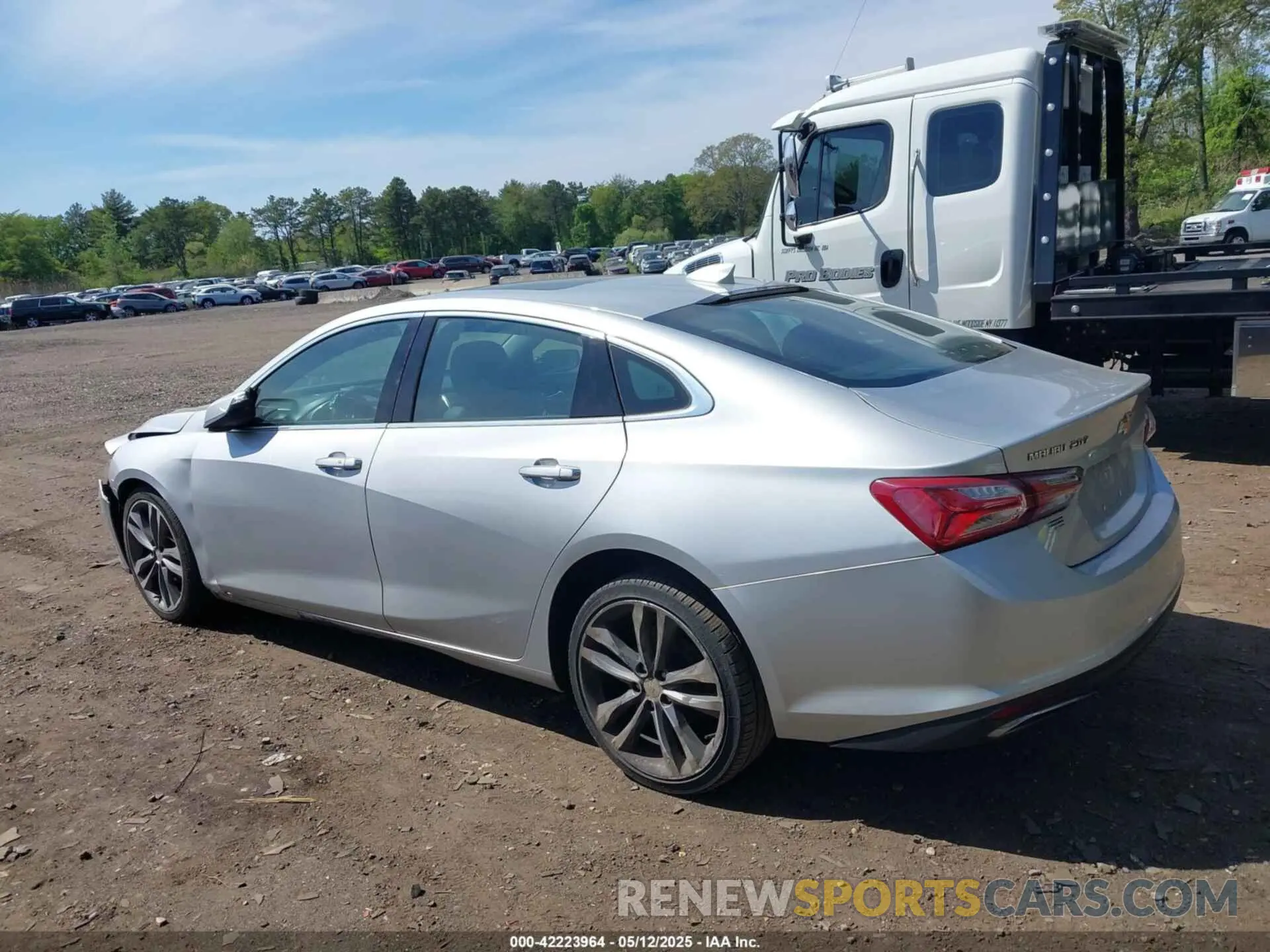 14 Photograph of a damaged car 1G1ZE5SX4LF018723 CHEVROLET MALIBU 2020