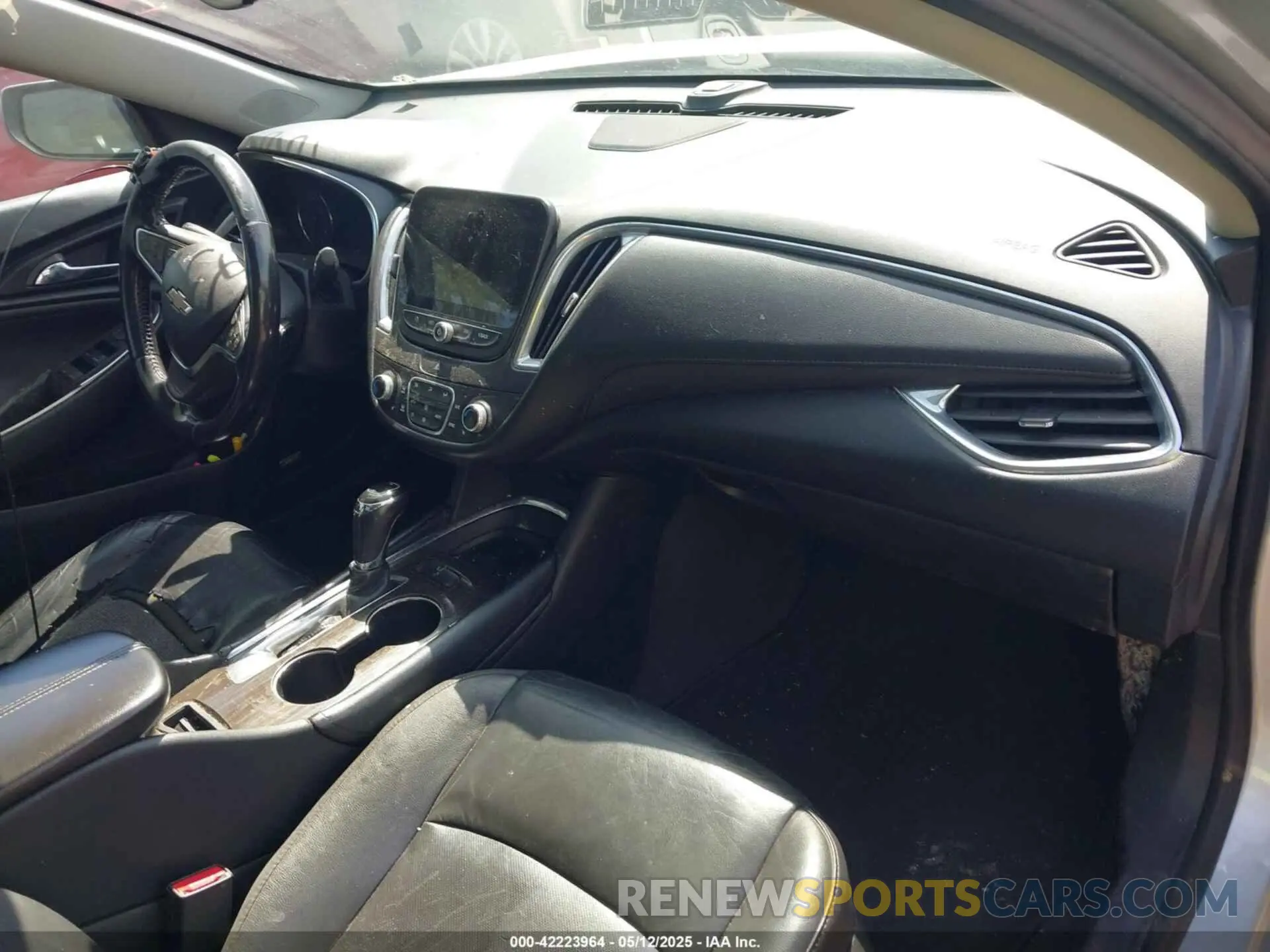 5 Photograph of a damaged car 1G1ZE5SX4LF018723 CHEVROLET MALIBU 2020