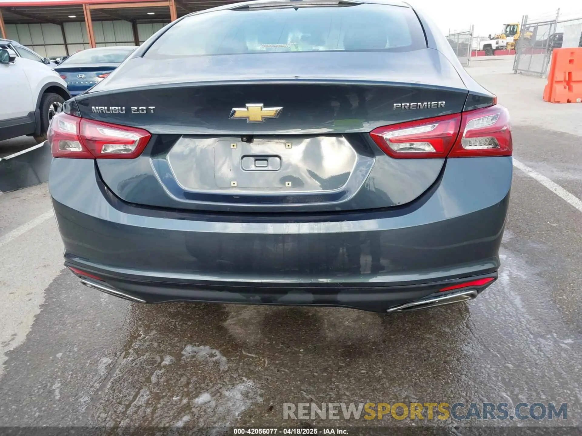 17 Photograph of a damaged car 1G1ZE5SX4LF055125 CHEVROLET MALIBU 2020