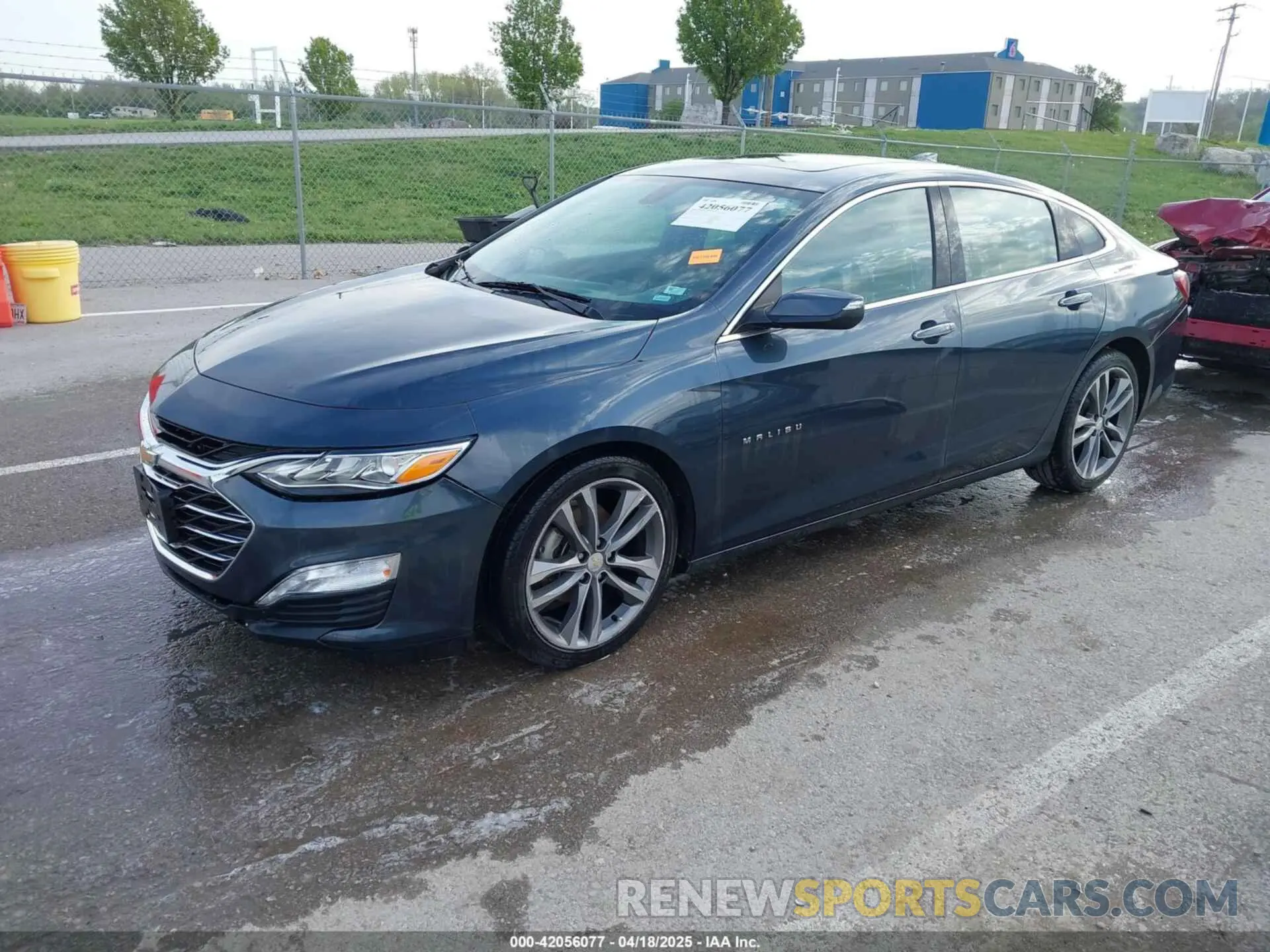 2 Photograph of a damaged car 1G1ZE5SX4LF055125 CHEVROLET MALIBU 2020