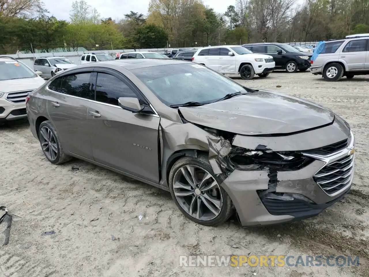 4 Photograph of a damaged car 1G1ZE5SX5LF009125 CHEVROLET MALIBU 2020