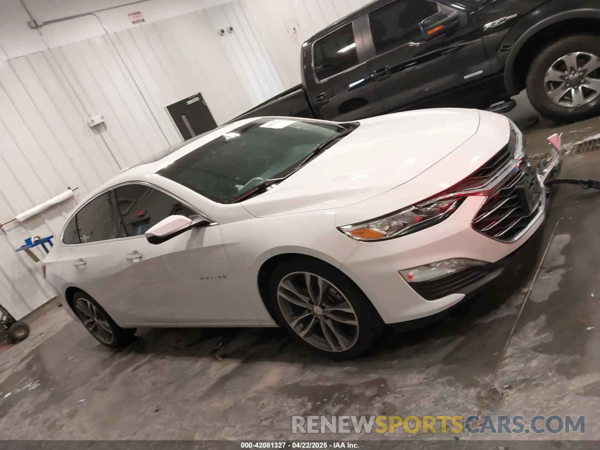 13 Photograph of a damaged car 1G1ZE5SX5LF126414 CHEVROLET MALIBU 2020