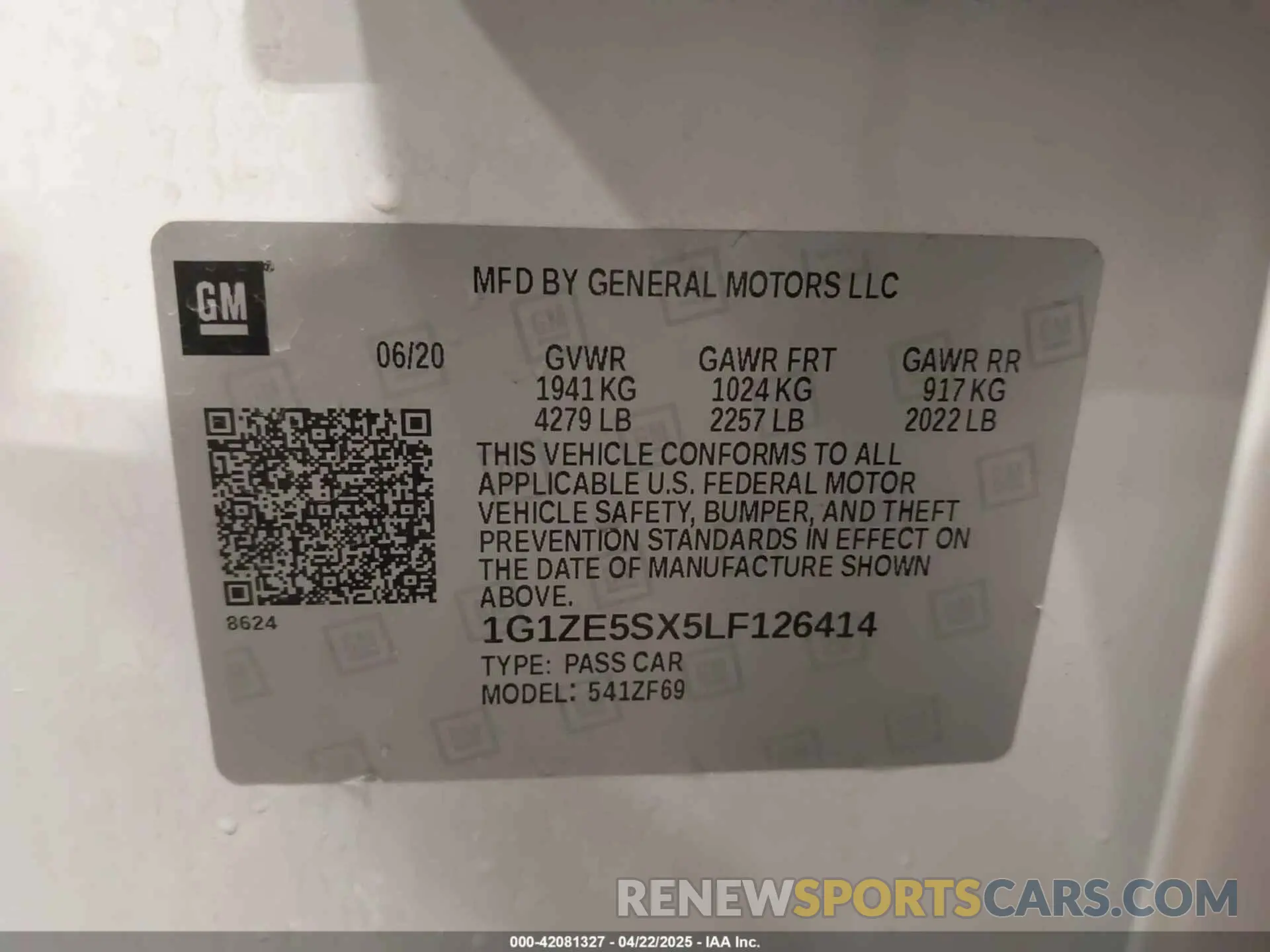 9 Photograph of a damaged car 1G1ZE5SX5LF126414 CHEVROLET MALIBU 2020