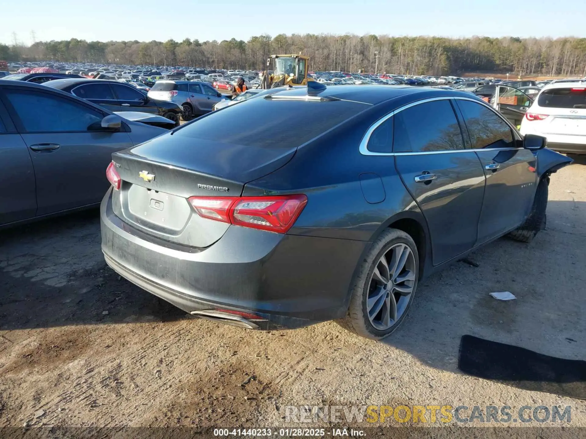 4 Photograph of a damaged car 1G1ZE5SX6LF008128 CHEVROLET MALIBU 2020