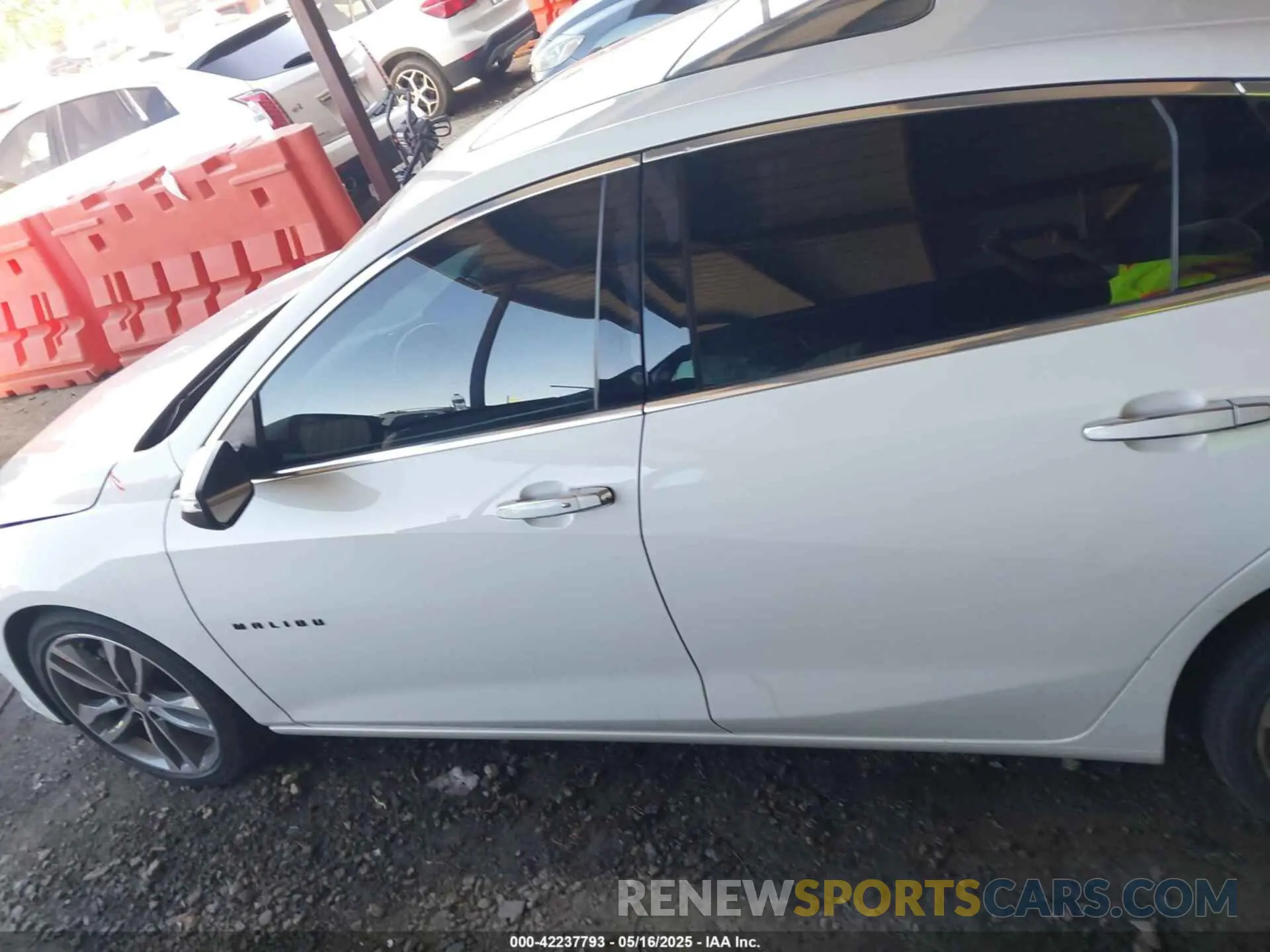 15 Photograph of a damaged car 1G1ZE5SX8LF028087 CHEVROLET MALIBU 2020