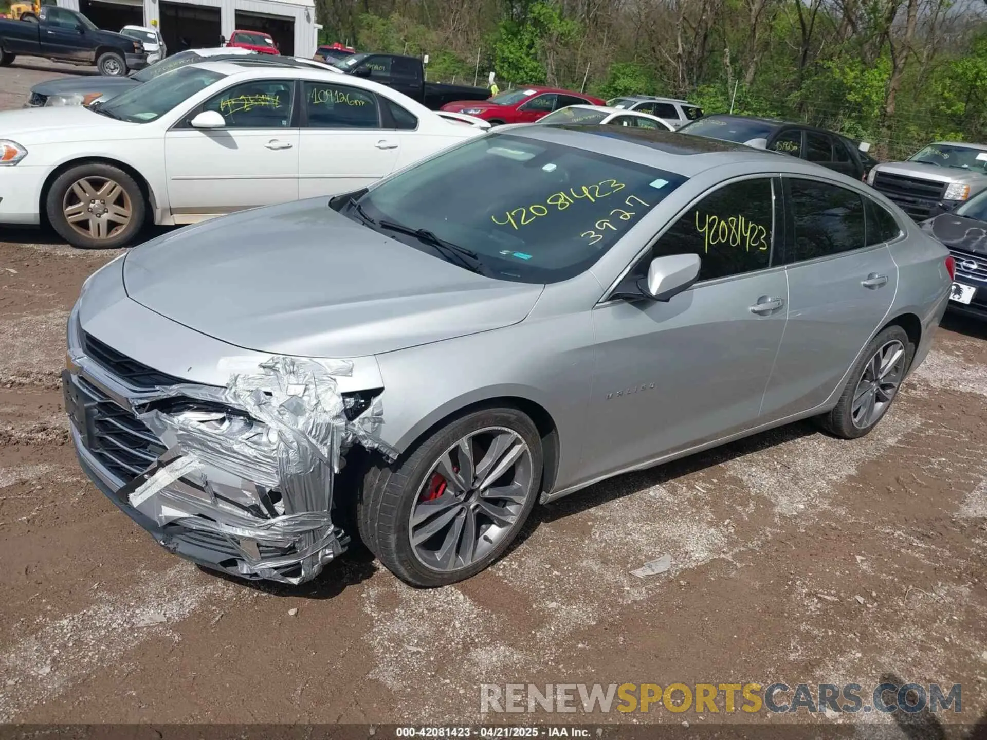 2 Photograph of a damaged car 1G1ZE5SX8LF032978 CHEVROLET MALIBU 2020