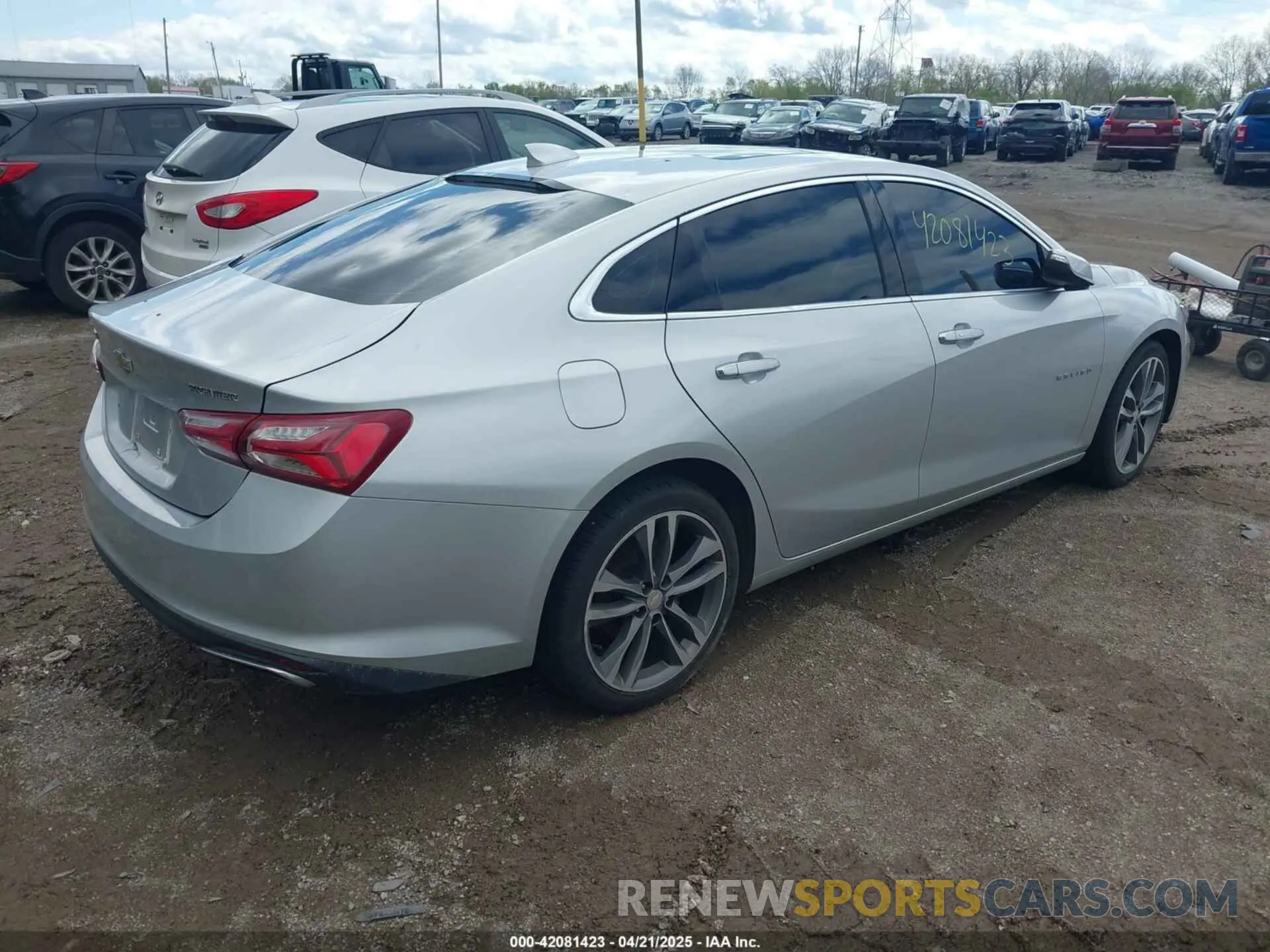 4 Photograph of a damaged car 1G1ZE5SX8LF032978 CHEVROLET MALIBU 2020