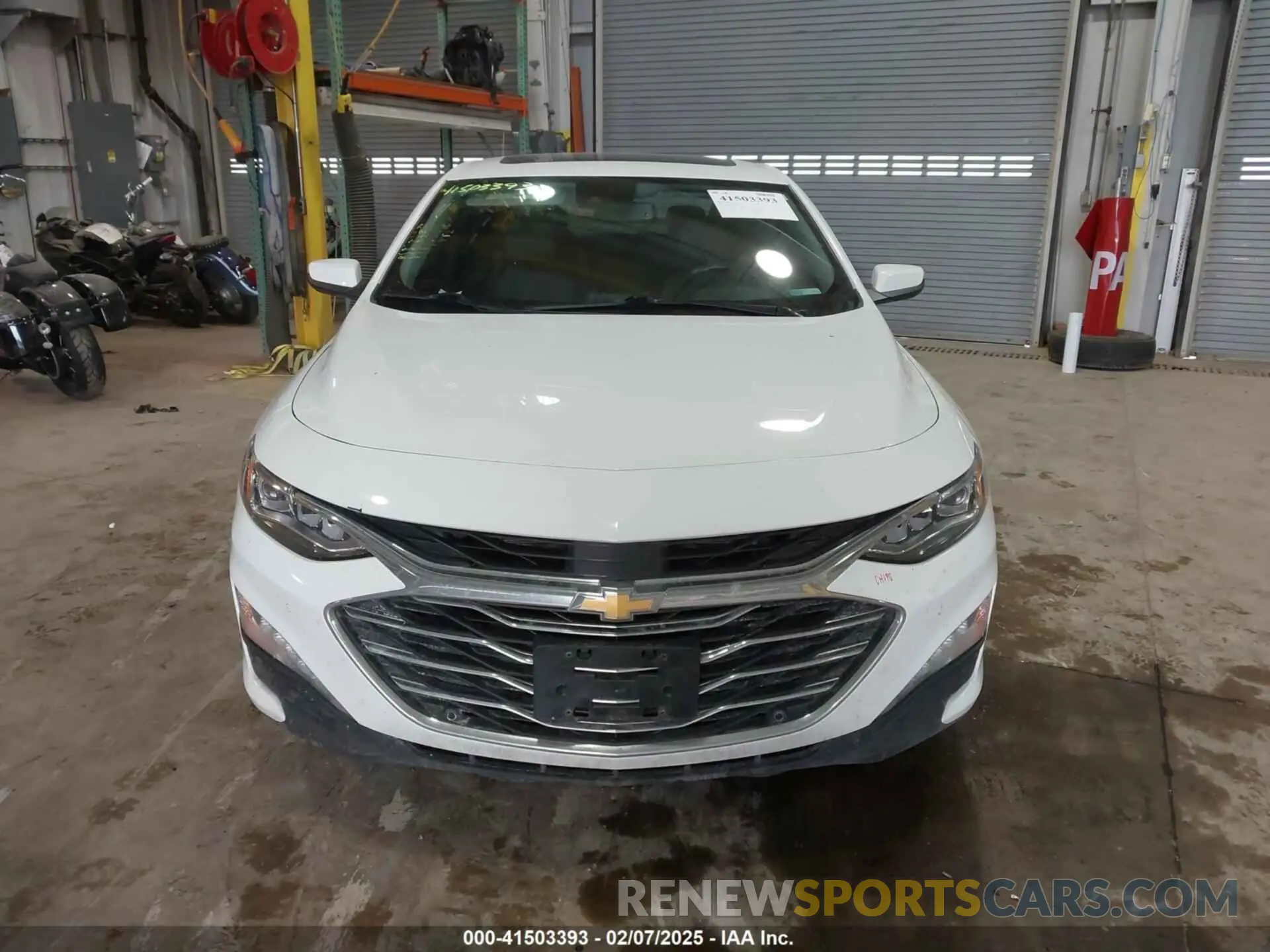 12 Photograph of a damaged car 1G1ZE5SX8LF143420 CHEVROLET MALIBU 2020