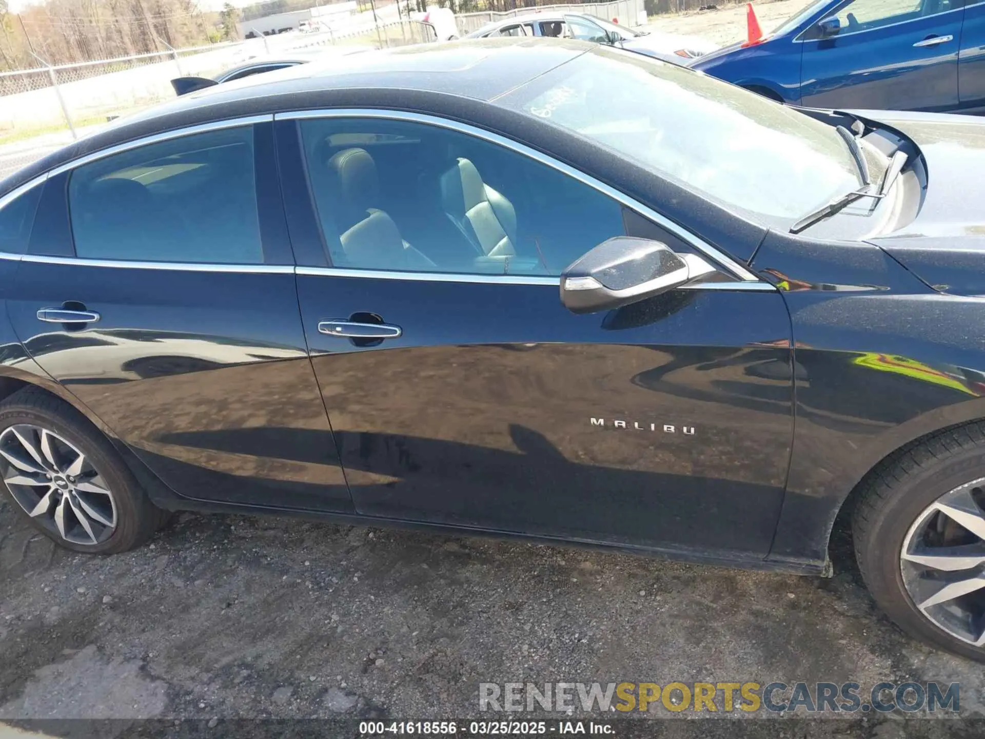 13 Photograph of a damaged car 1G1ZE5SXXLF065111 CHEVROLET MALIBU 2020