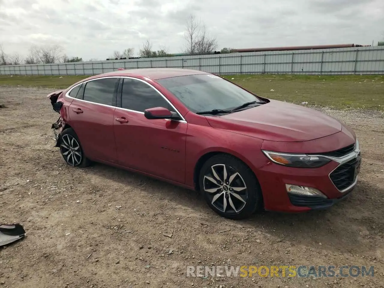 4 Photograph of a damaged car 1G1ZG5ST1LF066171 CHEVROLET MALIBU 2020