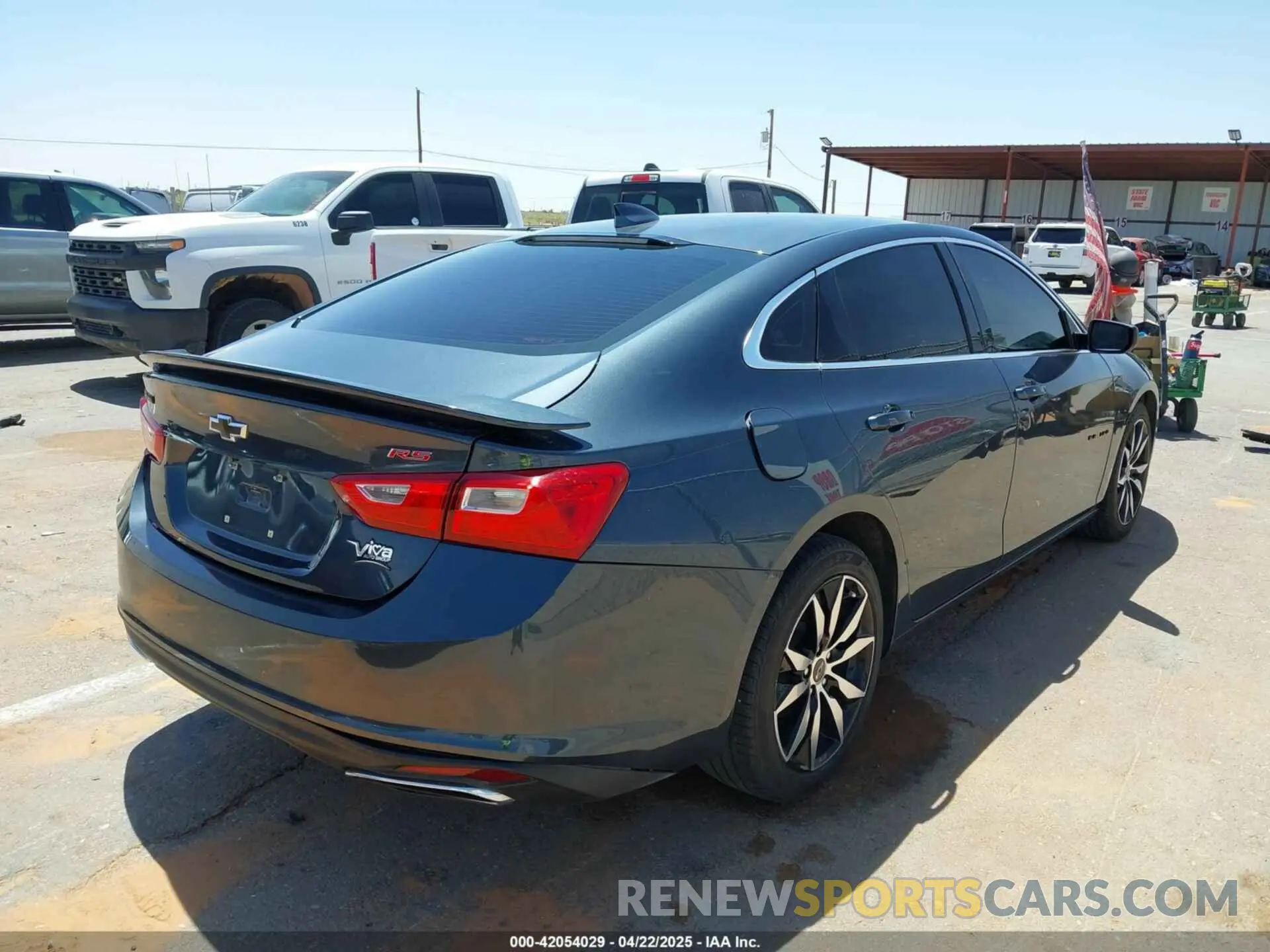 4 Photograph of a damaged car 1G1ZG5ST1LF120827 CHEVROLET MALIBU 2020