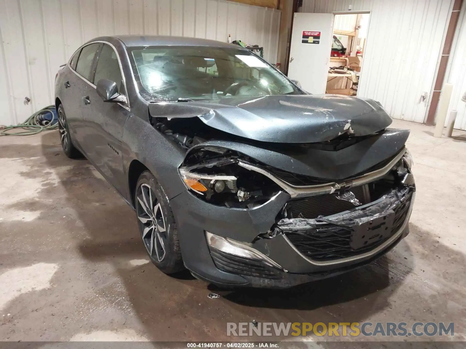 1 Photograph of a damaged car 1G1ZG5ST1LF129642 CHEVROLET MALIBU 2020