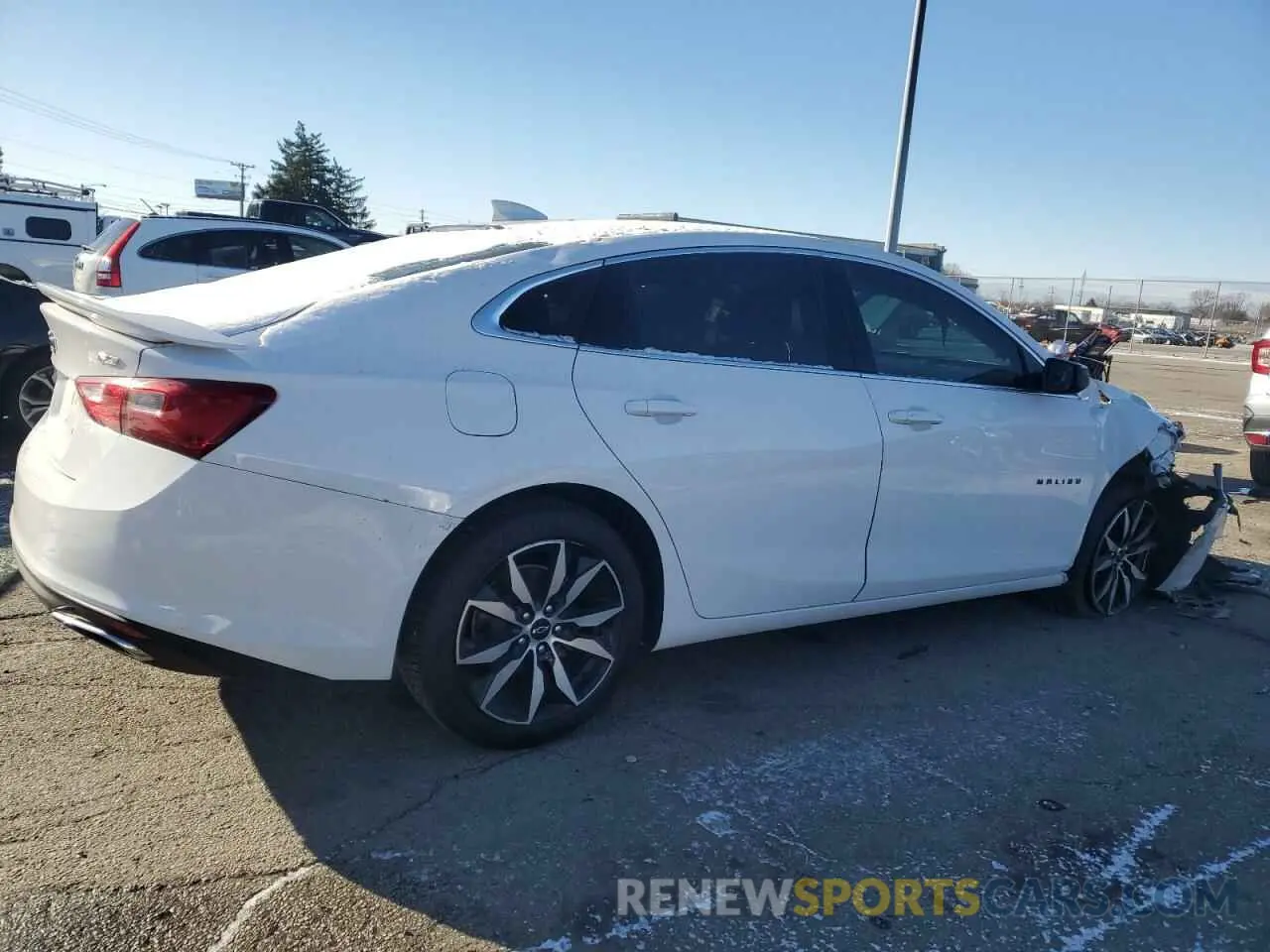3 Photograph of a damaged car 1G1ZG5ST1LF139510 CHEVROLET MALIBU 2020