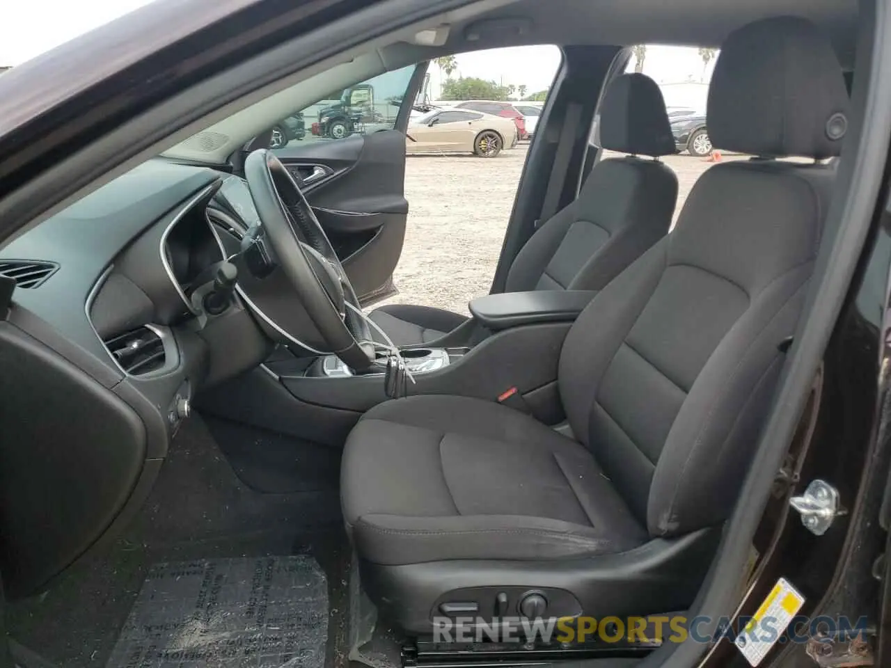 7 Photograph of a damaged car 1G1ZG5ST1LF150961 CHEVROLET MALIBU 2020