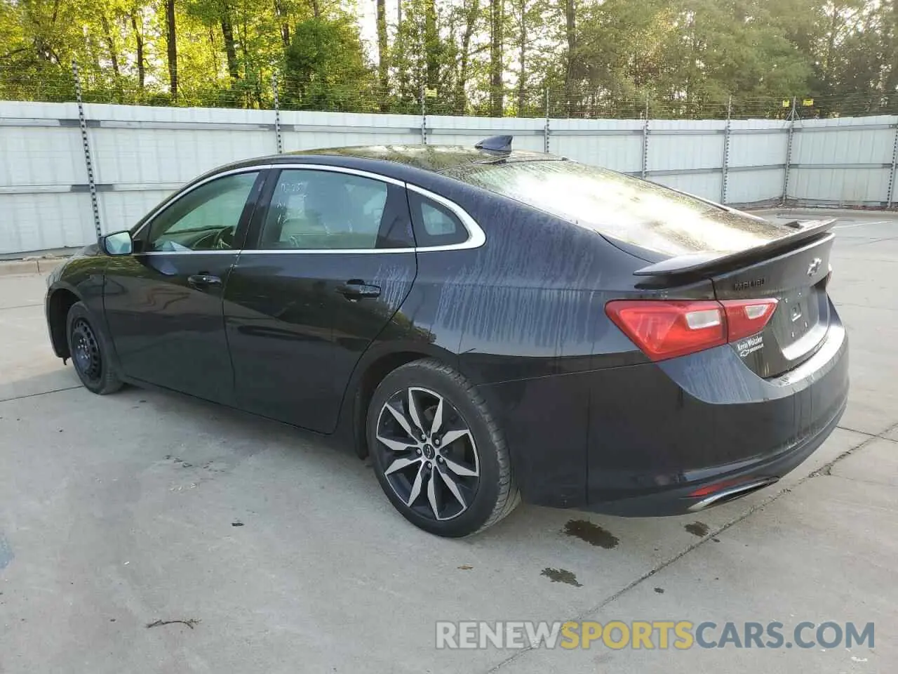 2 Photograph of a damaged car 1G1ZG5ST2LF156283 CHEVROLET MALIBU 2020