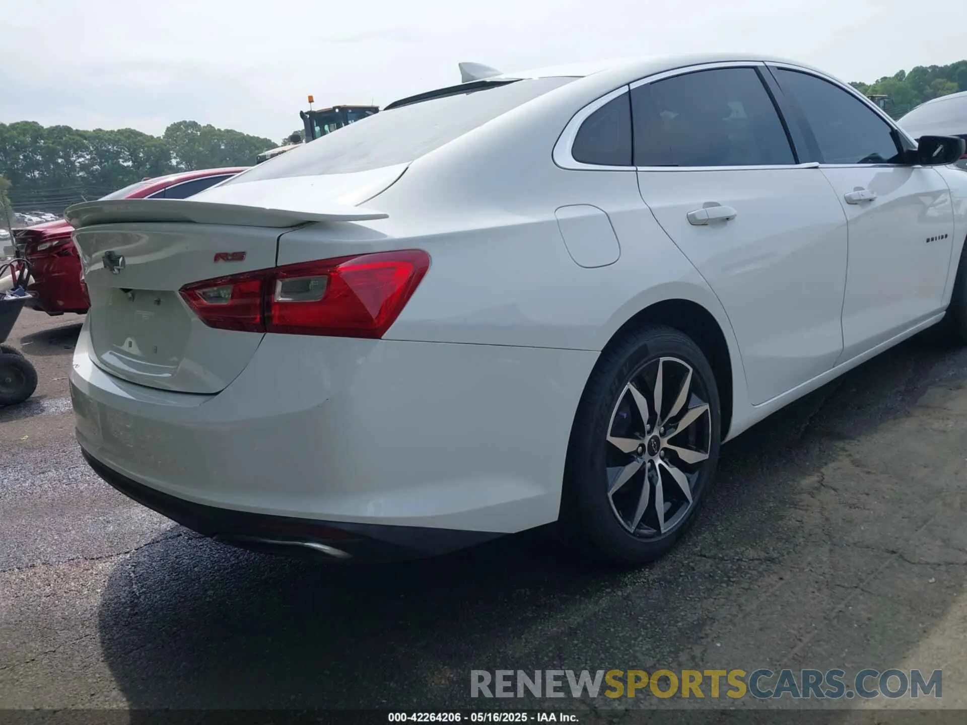 4 Photograph of a damaged car 1G1ZG5ST3LF114981 CHEVROLET MALIBU 2020
