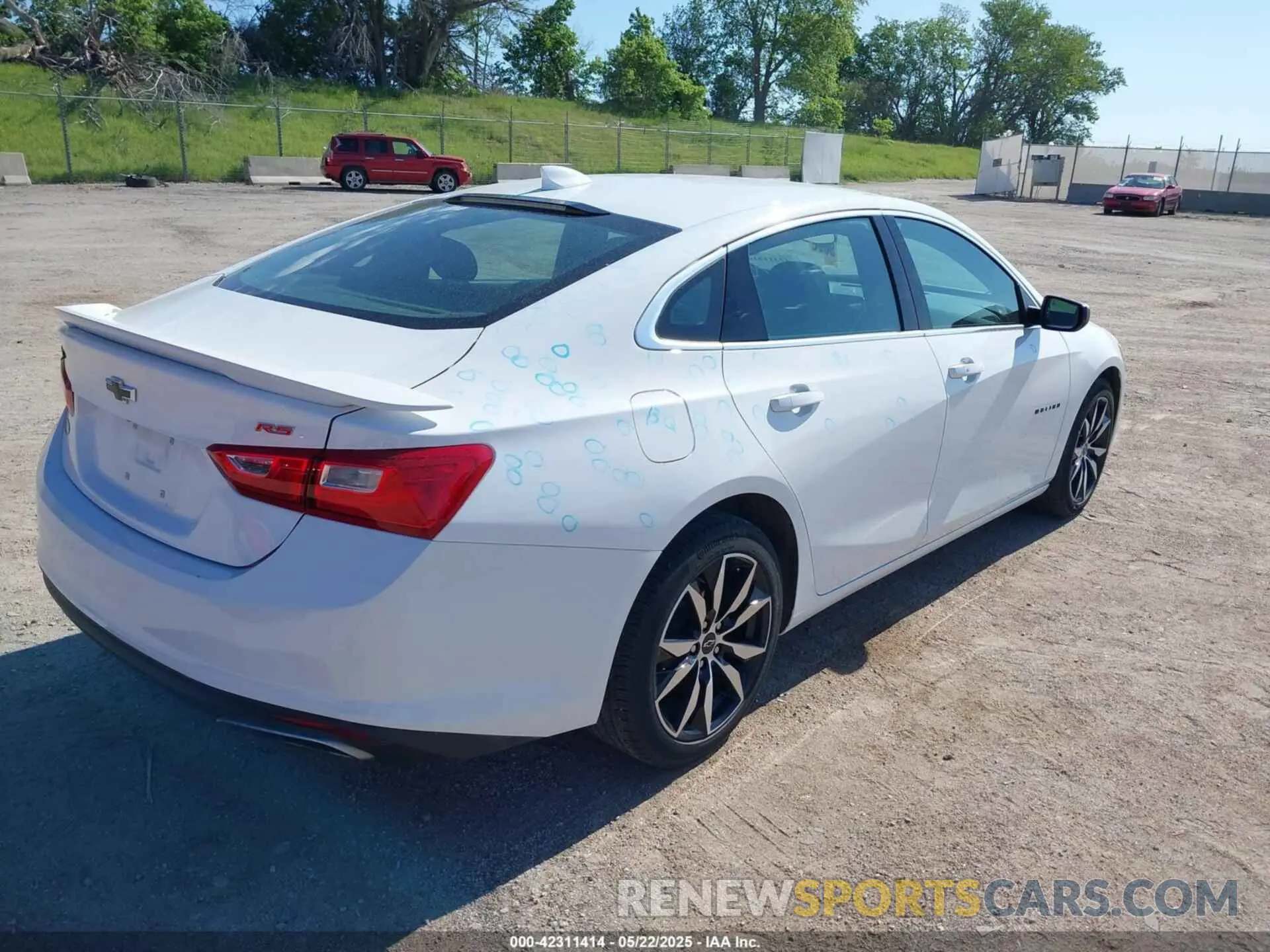 4 Photograph of a damaged car 1G1ZG5ST3LF134549 CHEVROLET MALIBU 2020