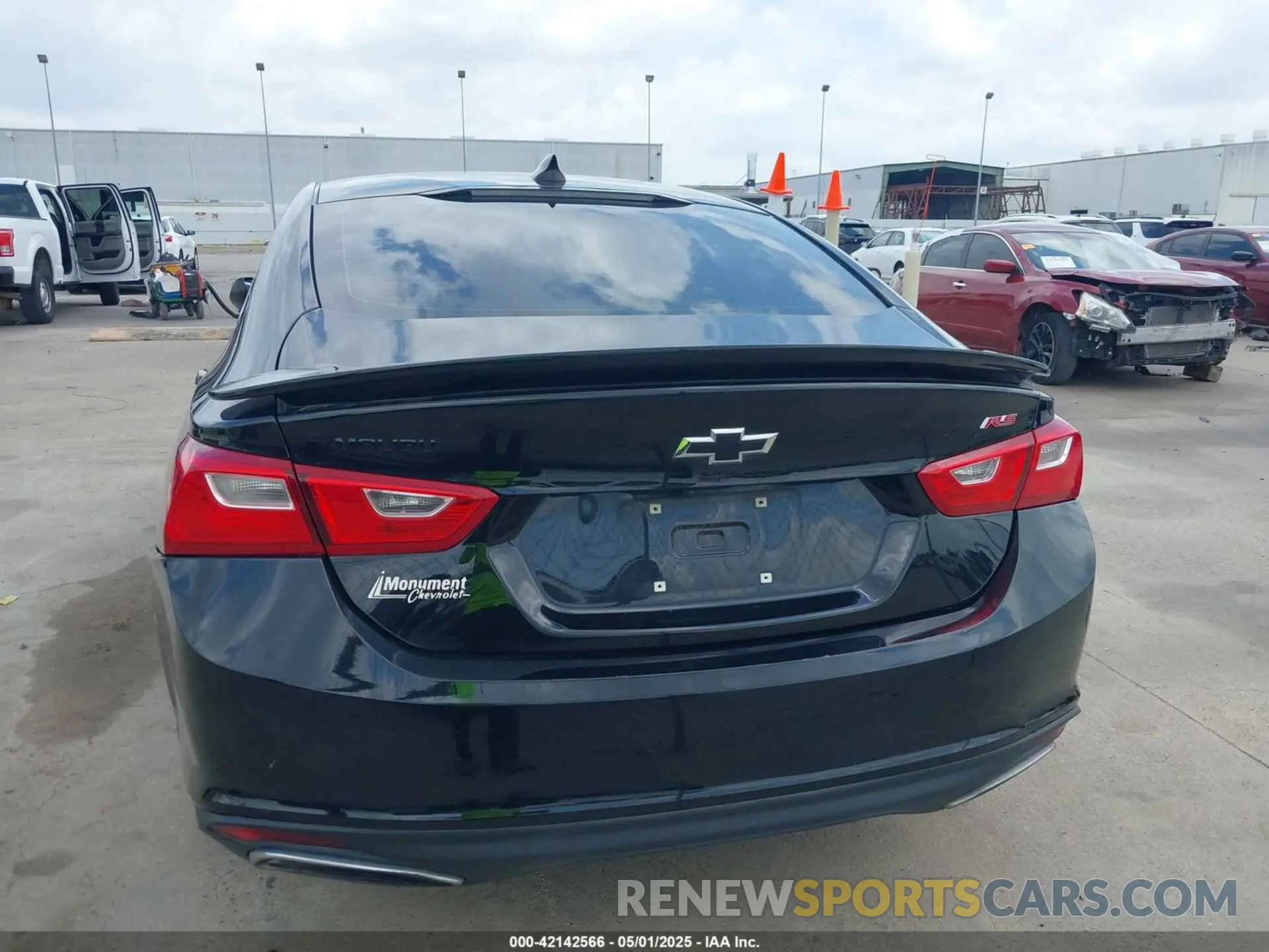 16 Photograph of a damaged car 1G1ZG5ST3LF143817 CHEVROLET MALIBU 2020