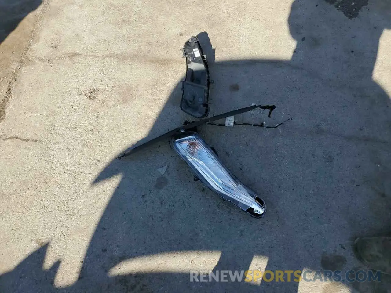 14 Photograph of a damaged car 1G1ZG5ST4LF086320 CHEVROLET MALIBU 2020