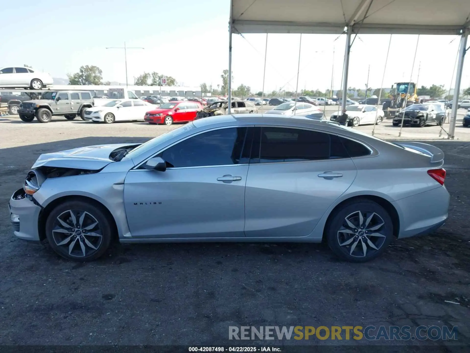 14 Photograph of a damaged car 1G1ZG5ST4LF098533 CHEVROLET MALIBU 2020