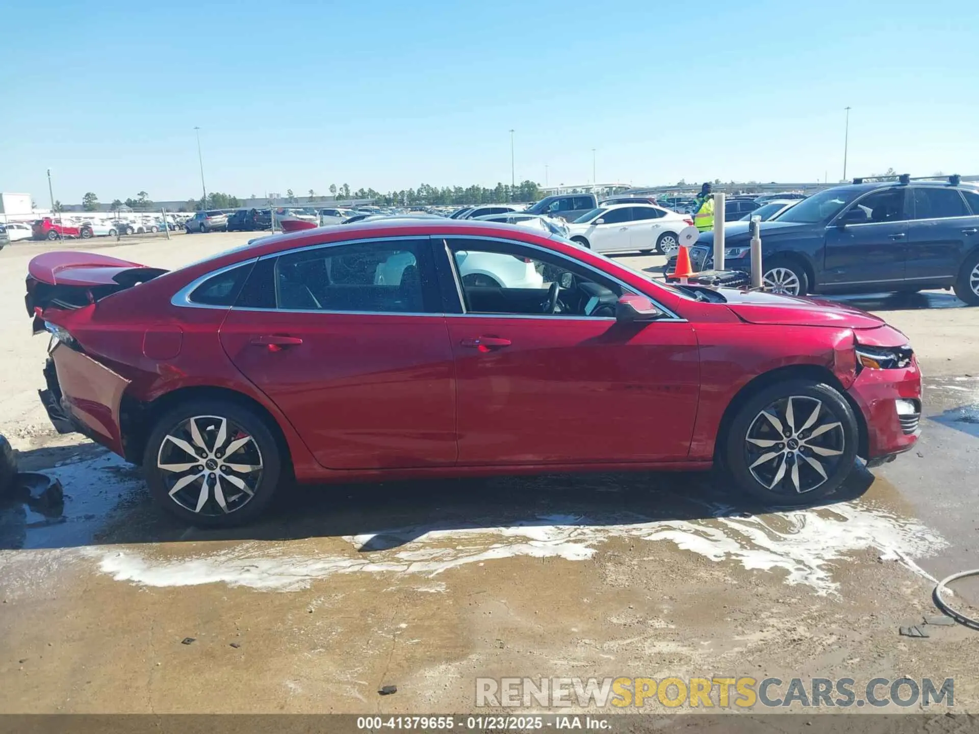 13 Photograph of a damaged car 1G1ZG5ST4LF116626 CHEVROLET MALIBU 2020