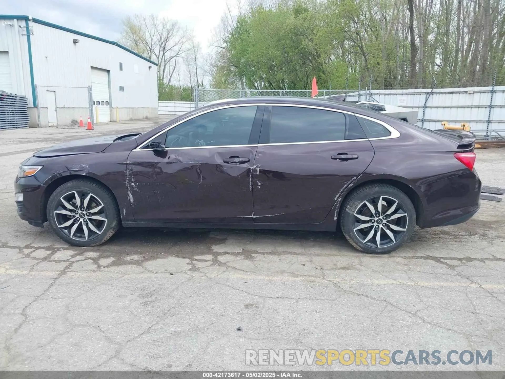 15 Photograph of a damaged car 1G1ZG5ST4LF117503 CHEVROLET MALIBU 2020