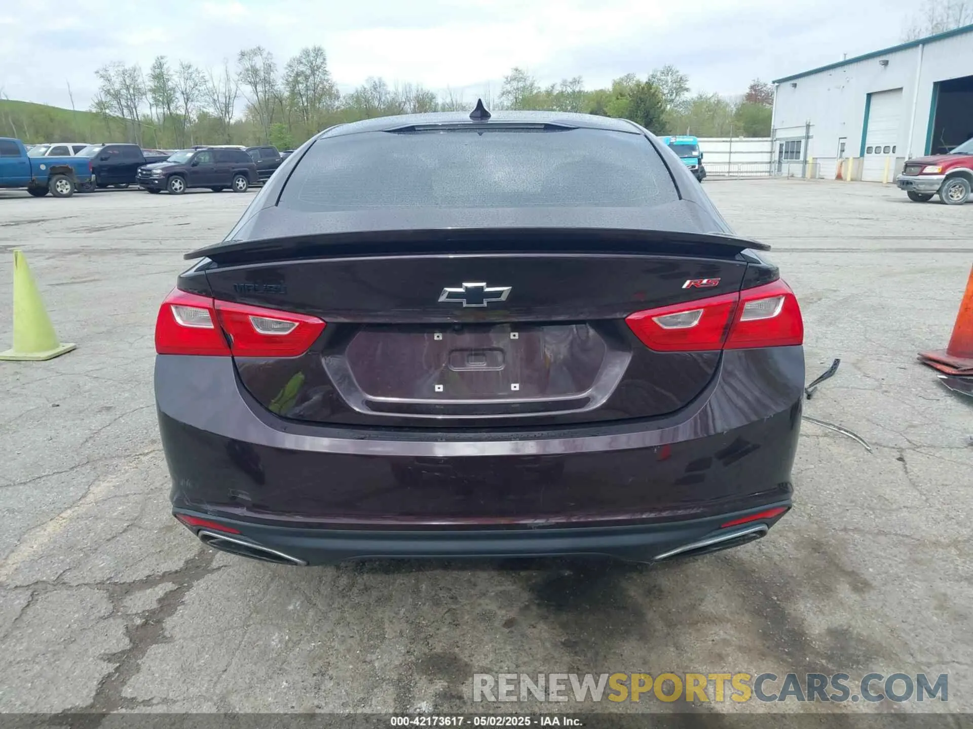 17 Photograph of a damaged car 1G1ZG5ST4LF117503 CHEVROLET MALIBU 2020