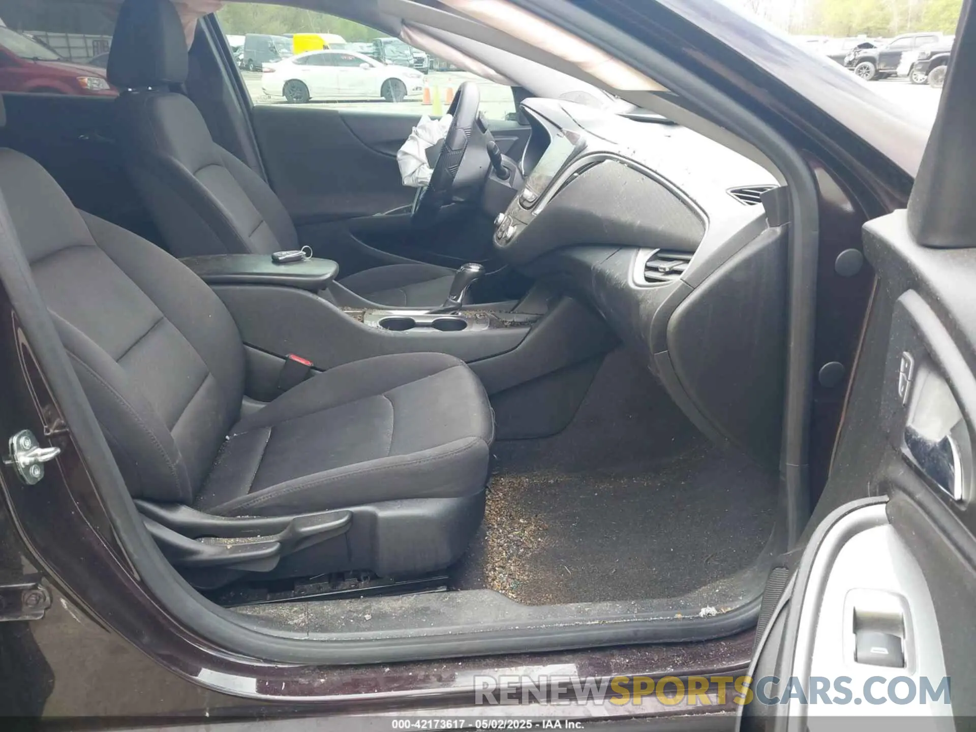 5 Photograph of a damaged car 1G1ZG5ST4LF117503 CHEVROLET MALIBU 2020